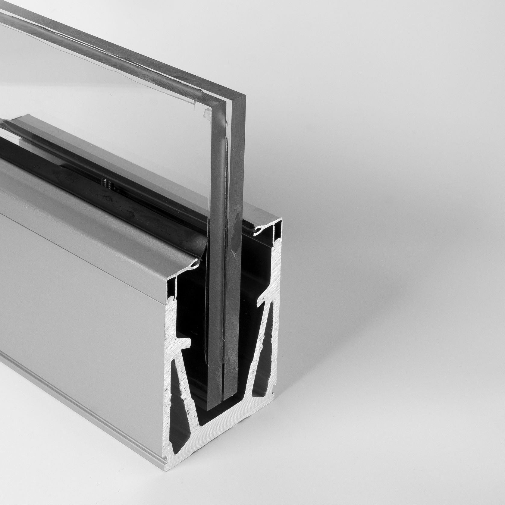 Edgetec® MegaGrip™ Commercial Balustrade gallery detail image