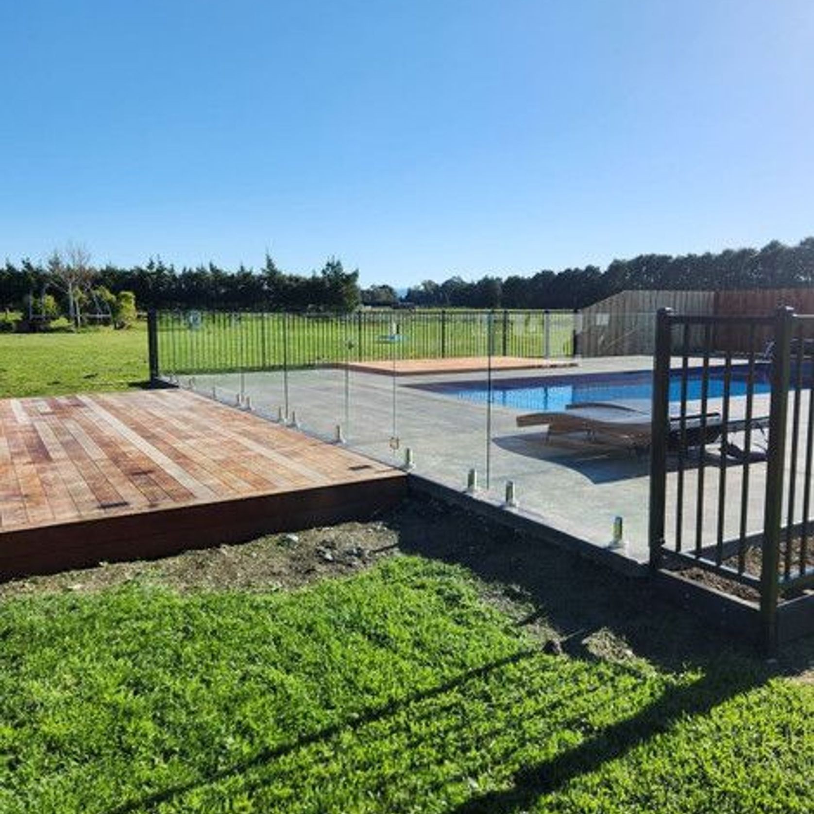 Pool Fencing and Pool Gates gallery detail image