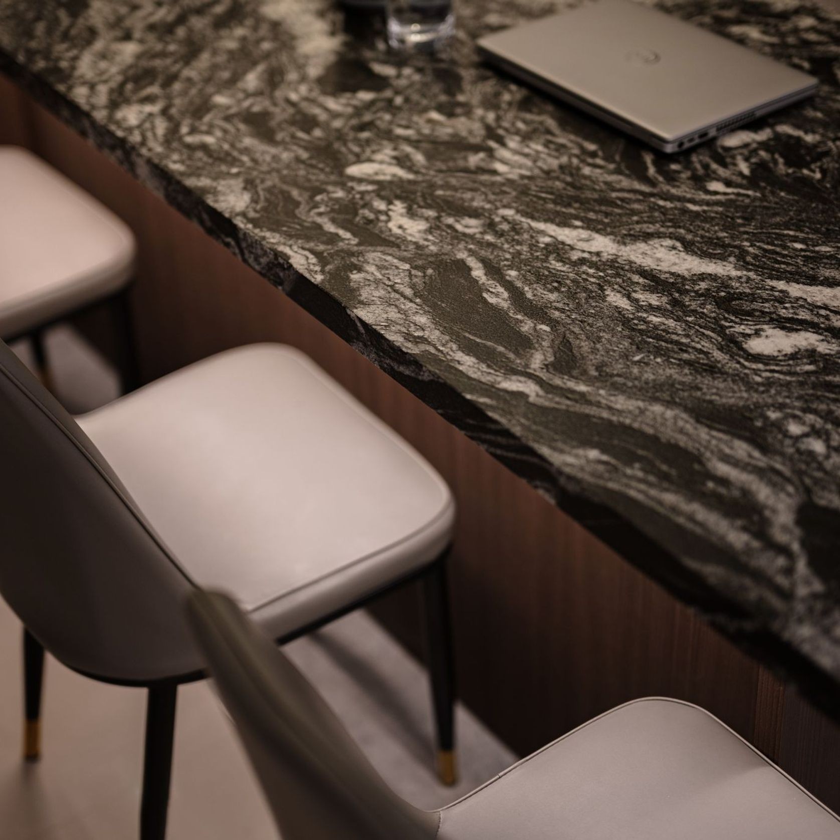 Sensa, Black Beauty gallery detail image