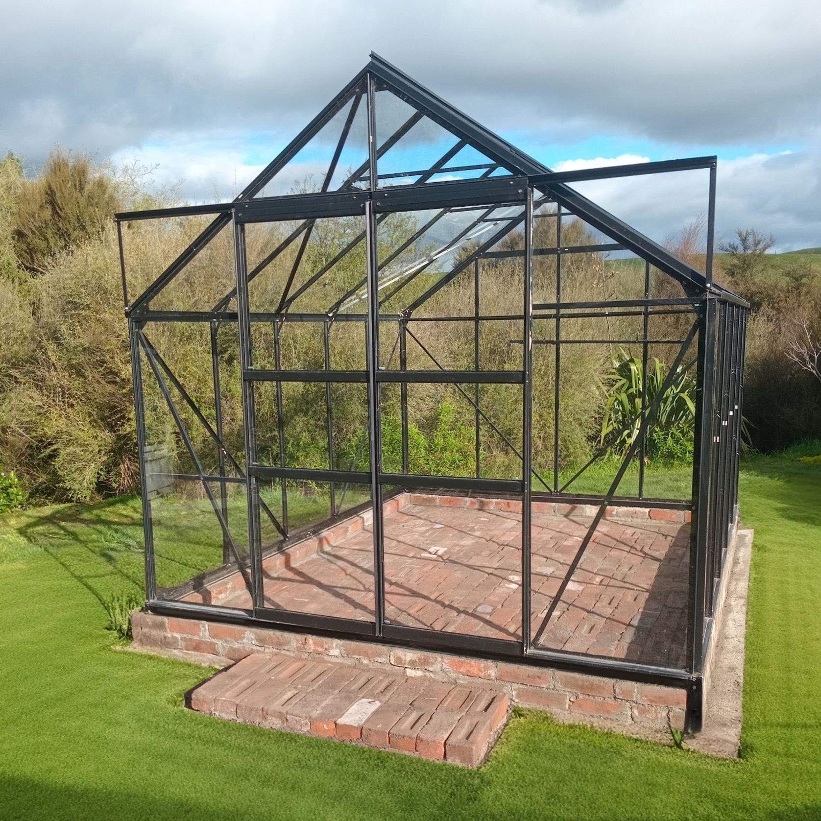 Glasshouse 4mm Toughened Glass 2570 x 3210 x 2320mm gallery detail image