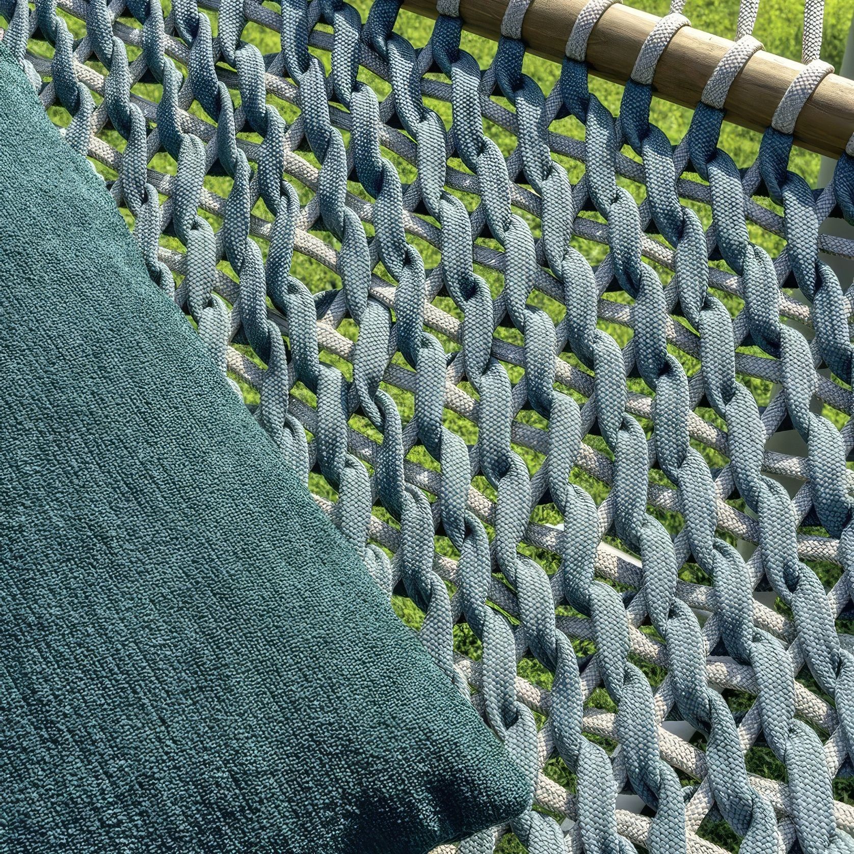 ETHIMO PATIO Self-Supporting Hammock gallery detail image