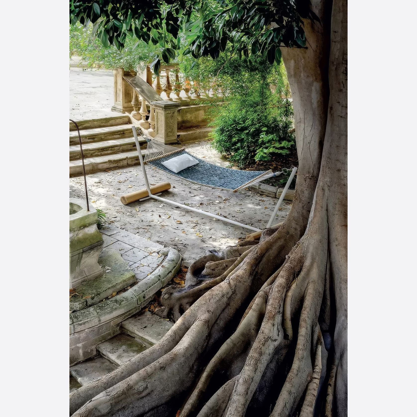 ETHIMO PATIO Self-Supporting Hammock gallery detail image