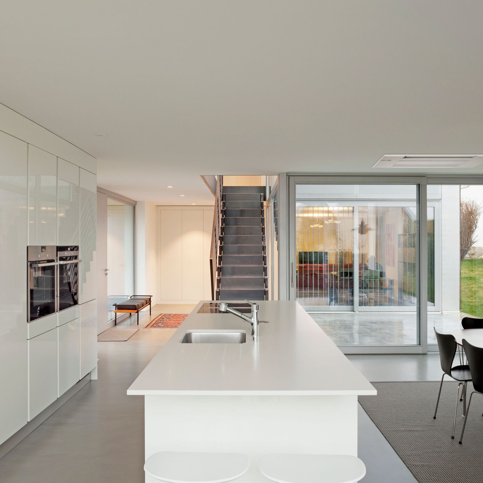 MLZ SlimFit One-way Cassette Heat Pumps gallery detail image