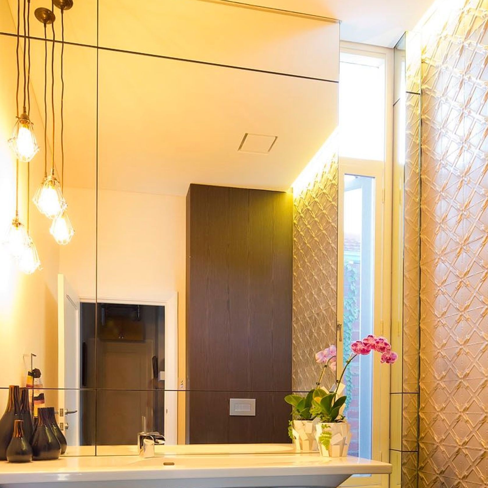 HB1011 / 250 Retro Fit Framed Square Grill gallery detail image