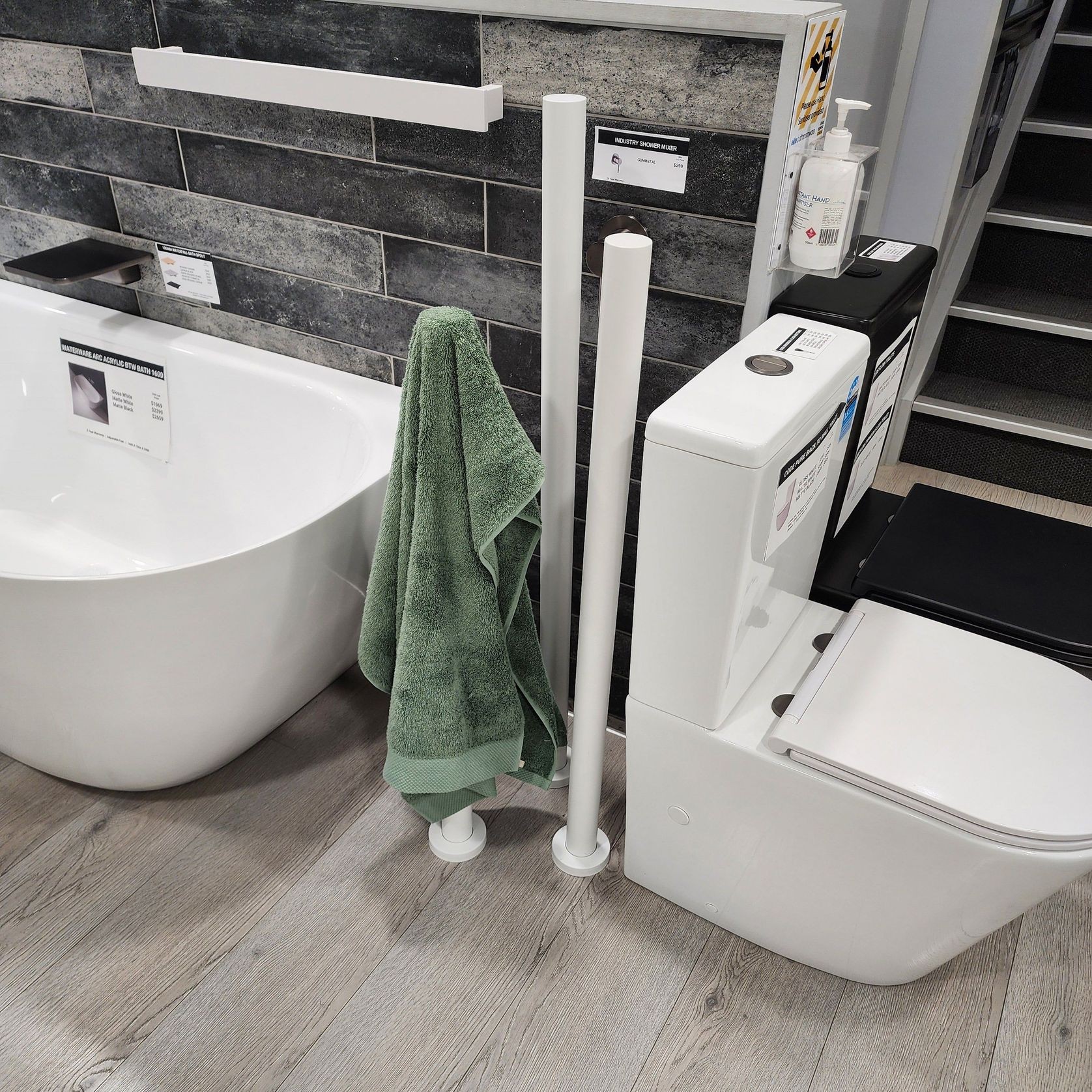 CODE Pure Freestanding Heated Towel Rail 1000Mm - 7 Colours gallery detail image