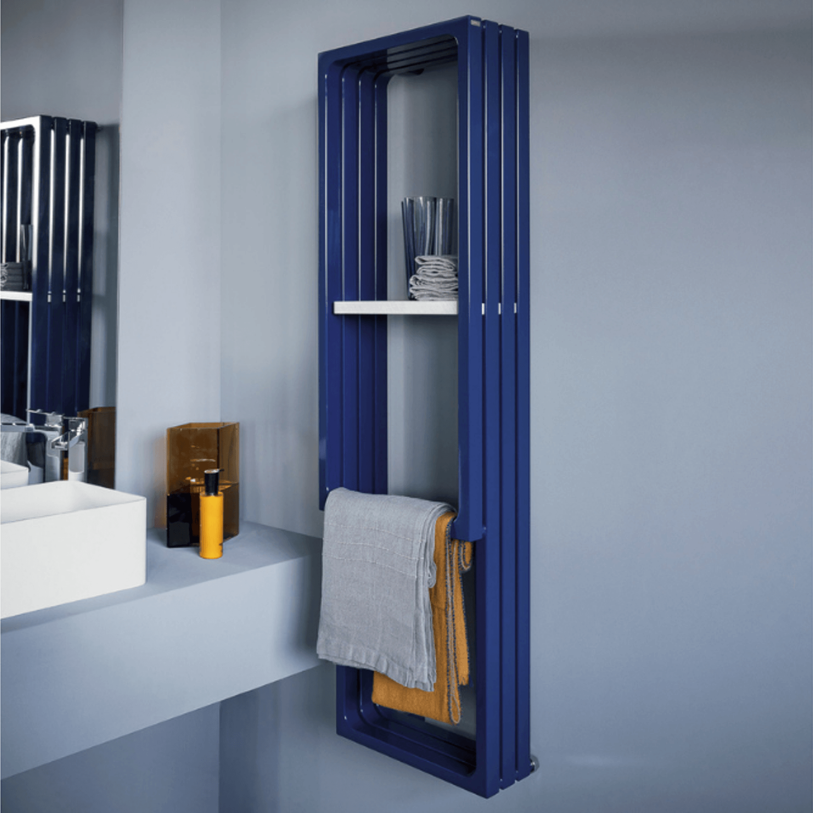 Tubes Montecarlo gallery detail image