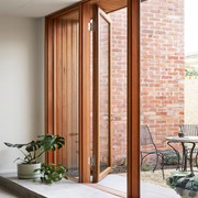 Archetto | IV68 Hinged gallery detail image