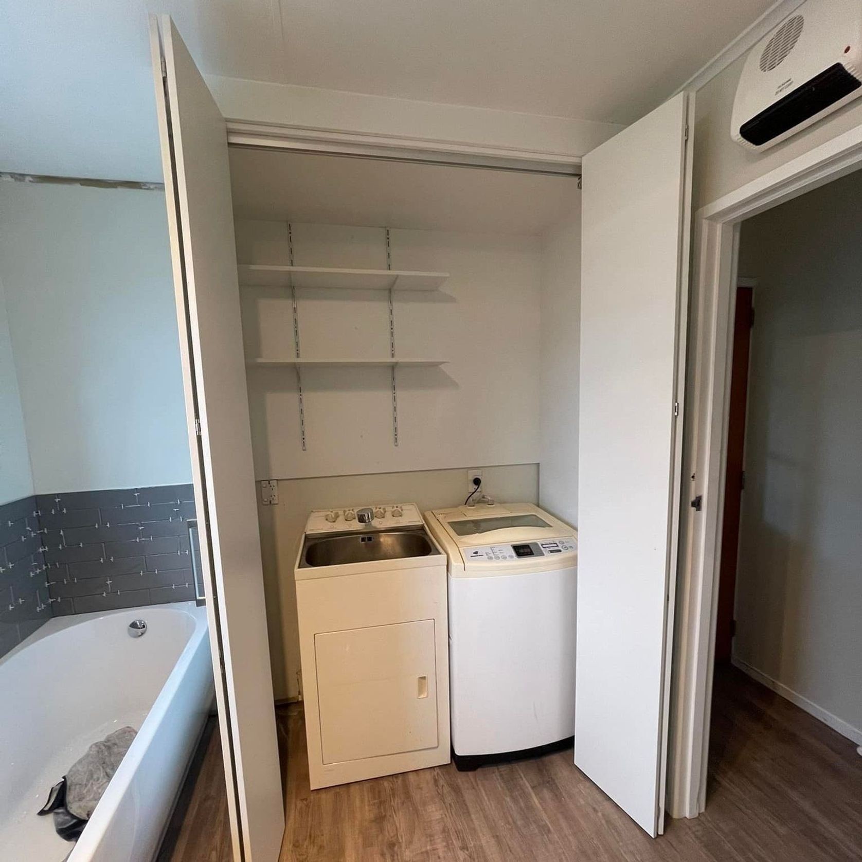 Bifold Door Hardware ArchiPro NZ