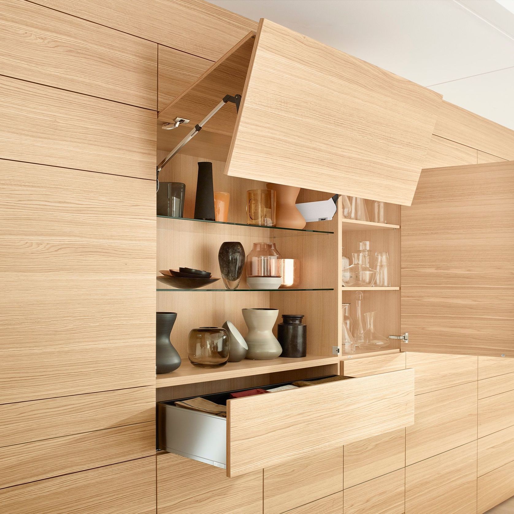 Handle-less Cabinetry gallery detail image