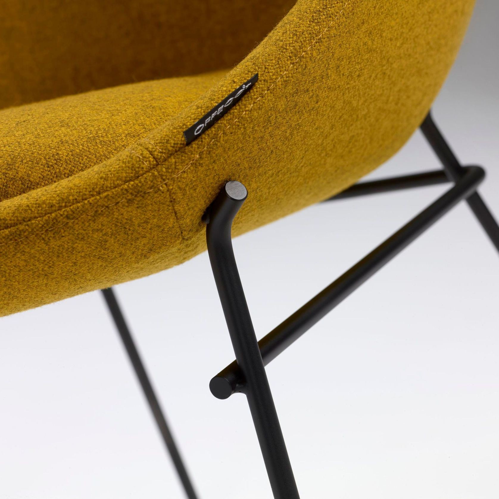 Ezy Low Chair by Christophe Pillet gallery detail image