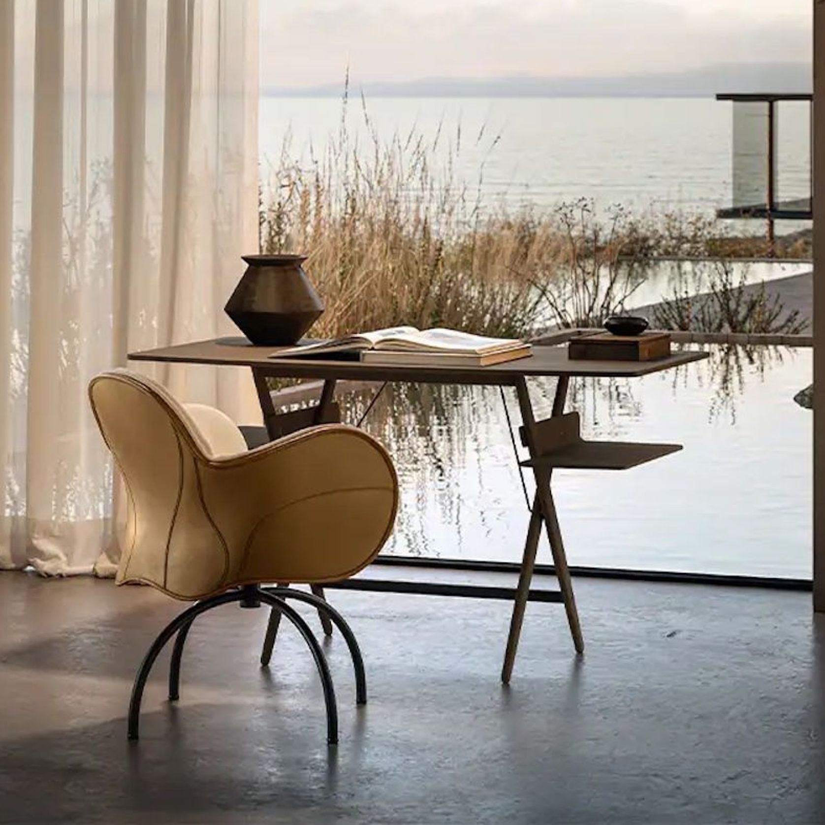 Incisa Office Chair by DePadova gallery detail image