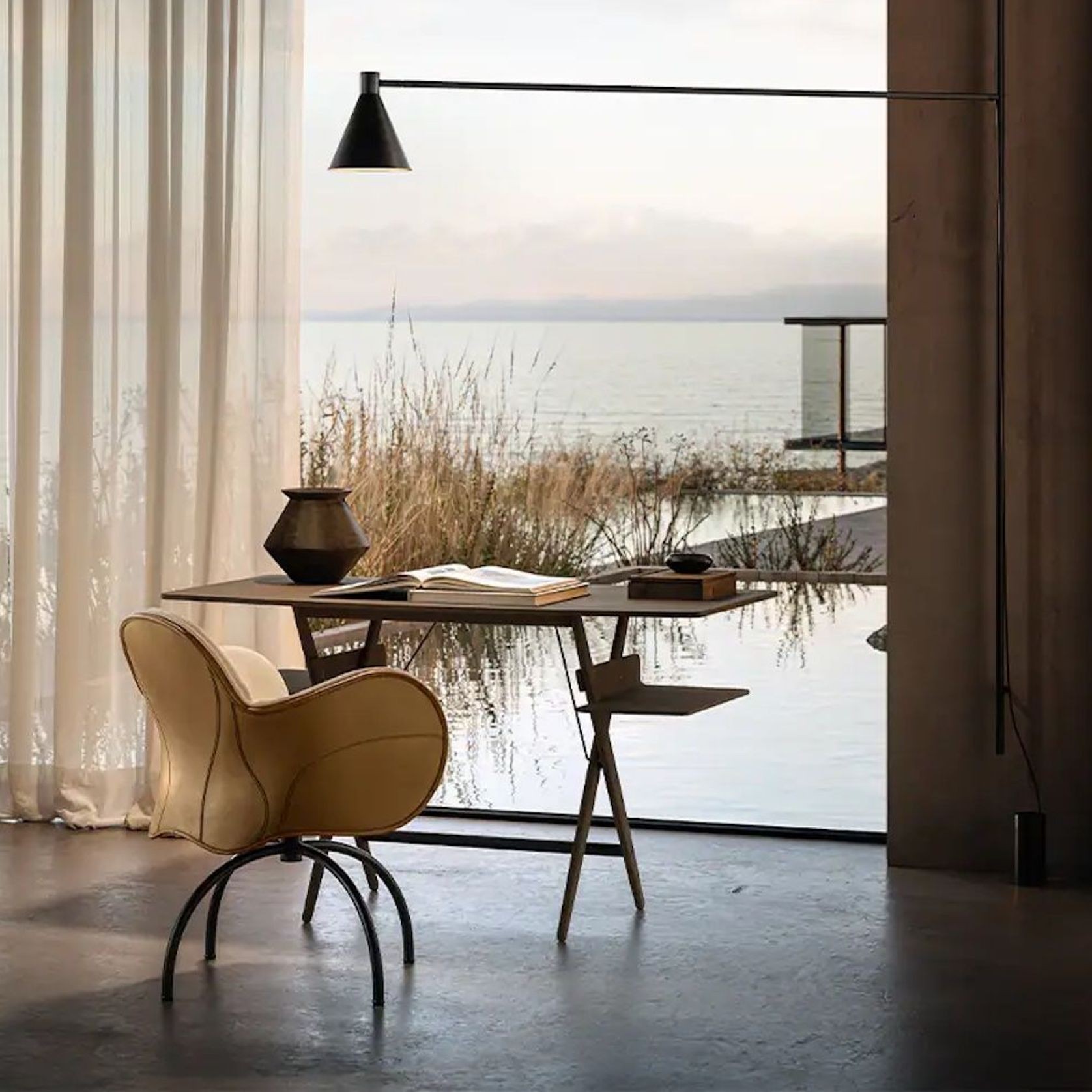 Incisa Office Chair by DePadova gallery detail image