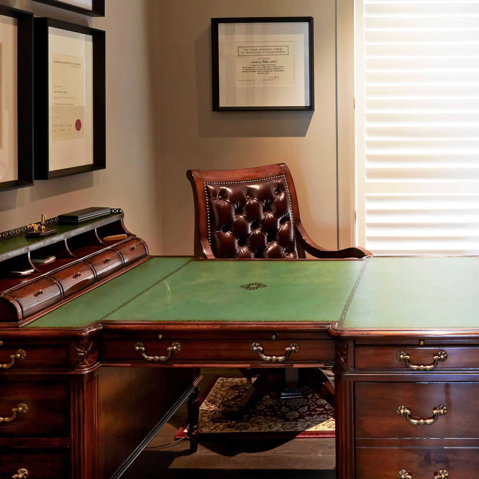 Georgian Partners Desk with Leather Top gallery detail image