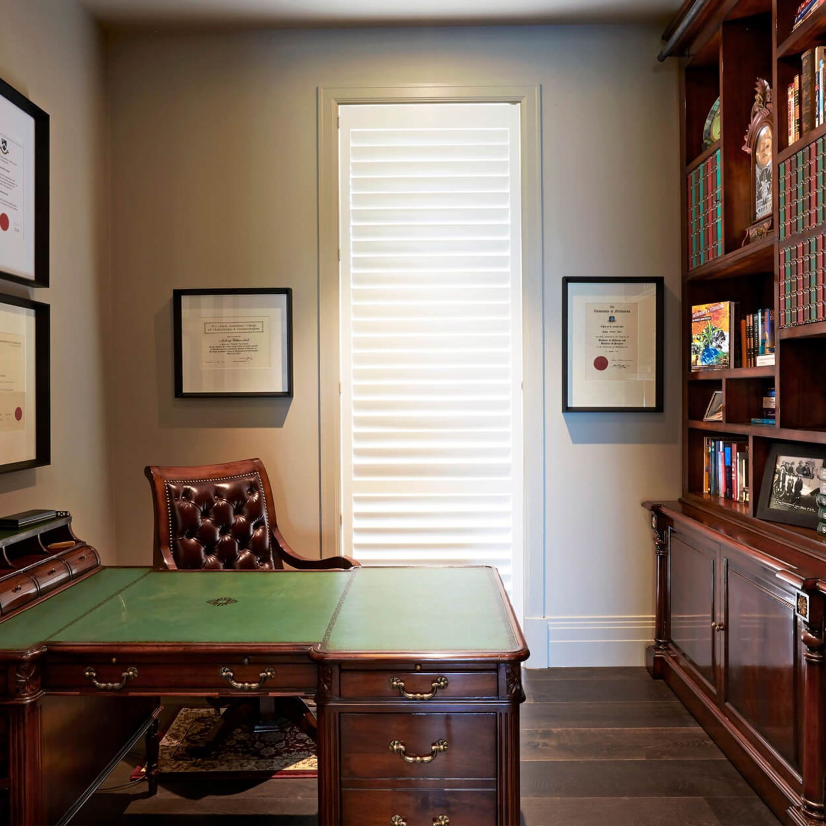 Georgian Partners Desk with Leather Top gallery detail image
