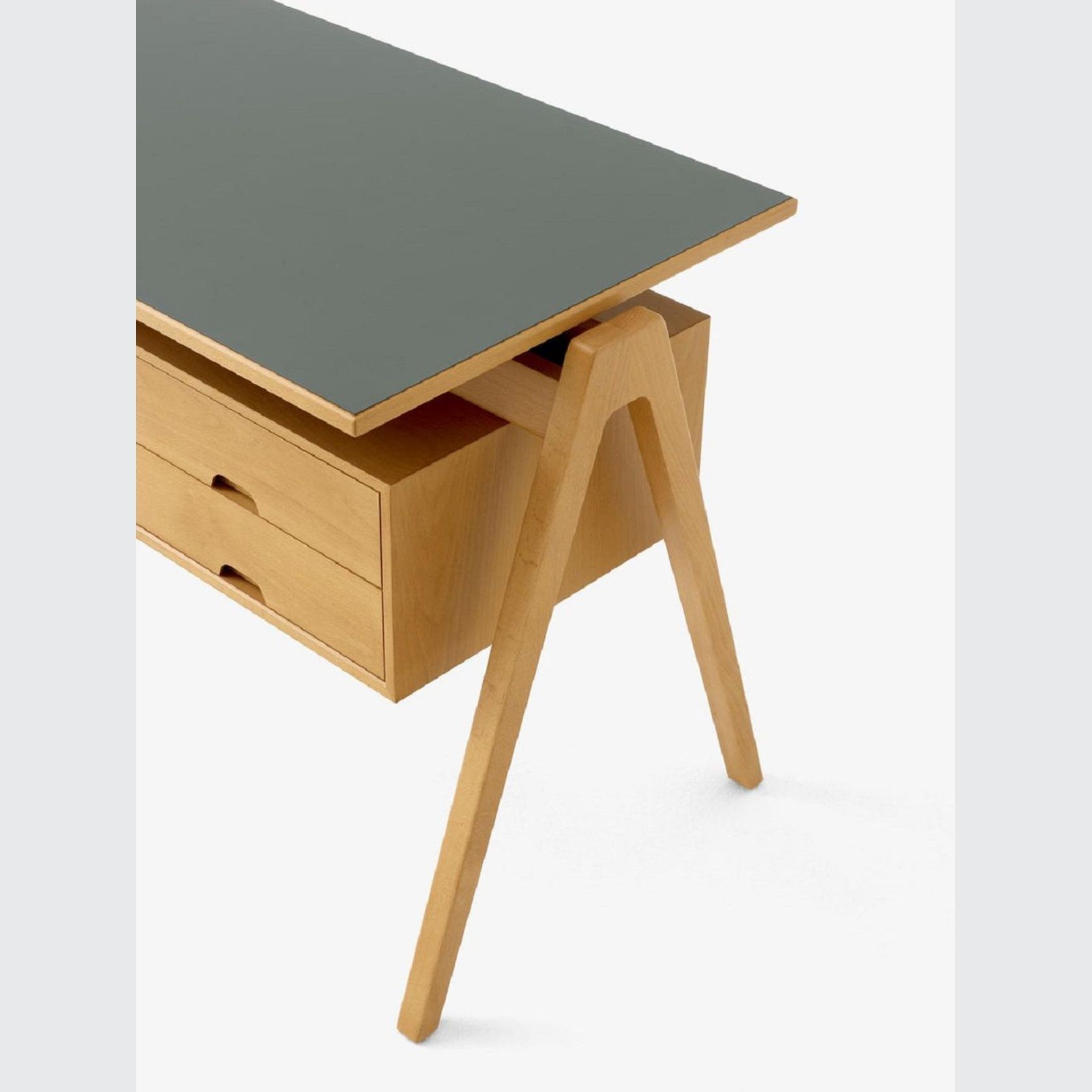 Daystak Desk RD3 gallery detail image