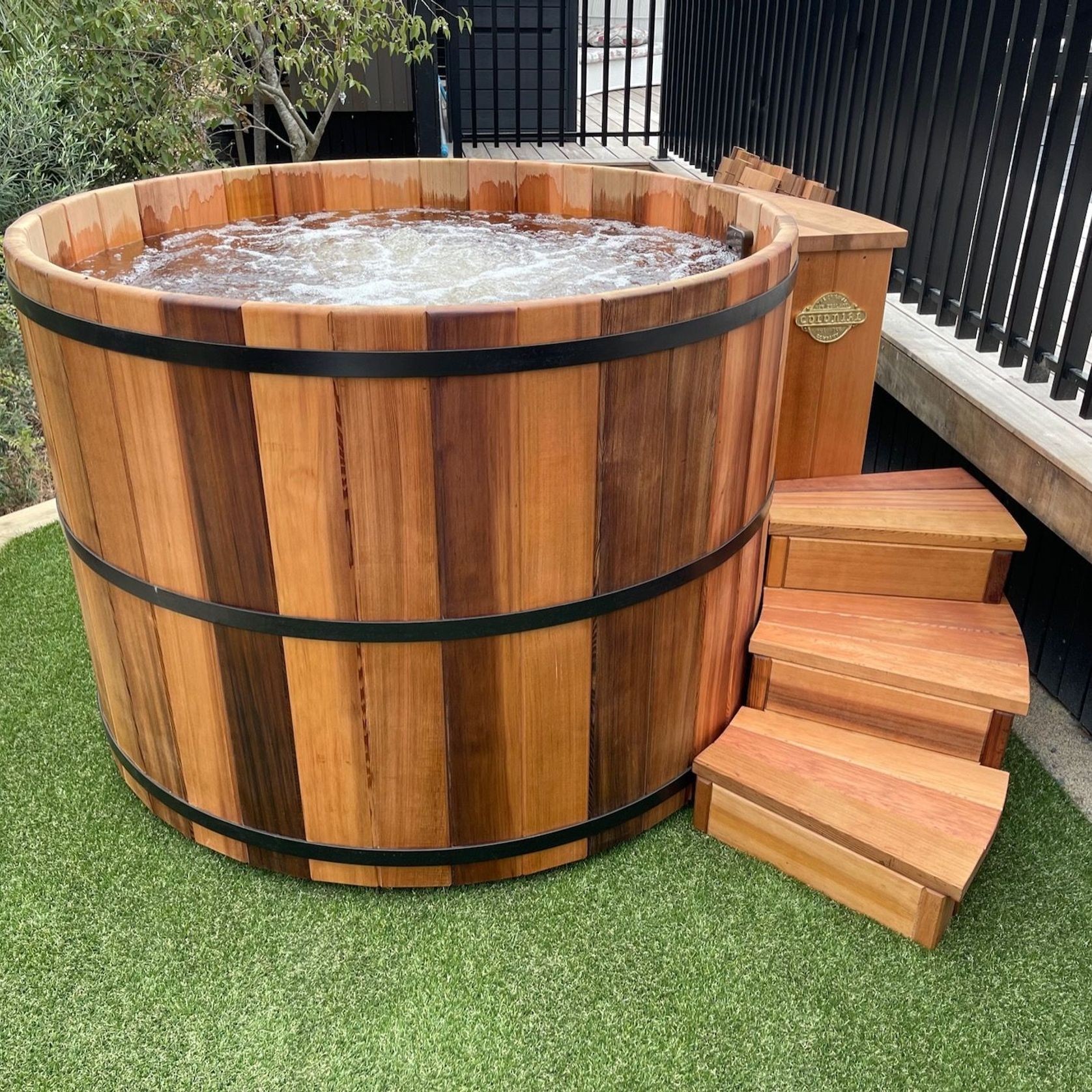 5 Foot Cedar Hot Tub Plug & Play ArchiPro NZ
