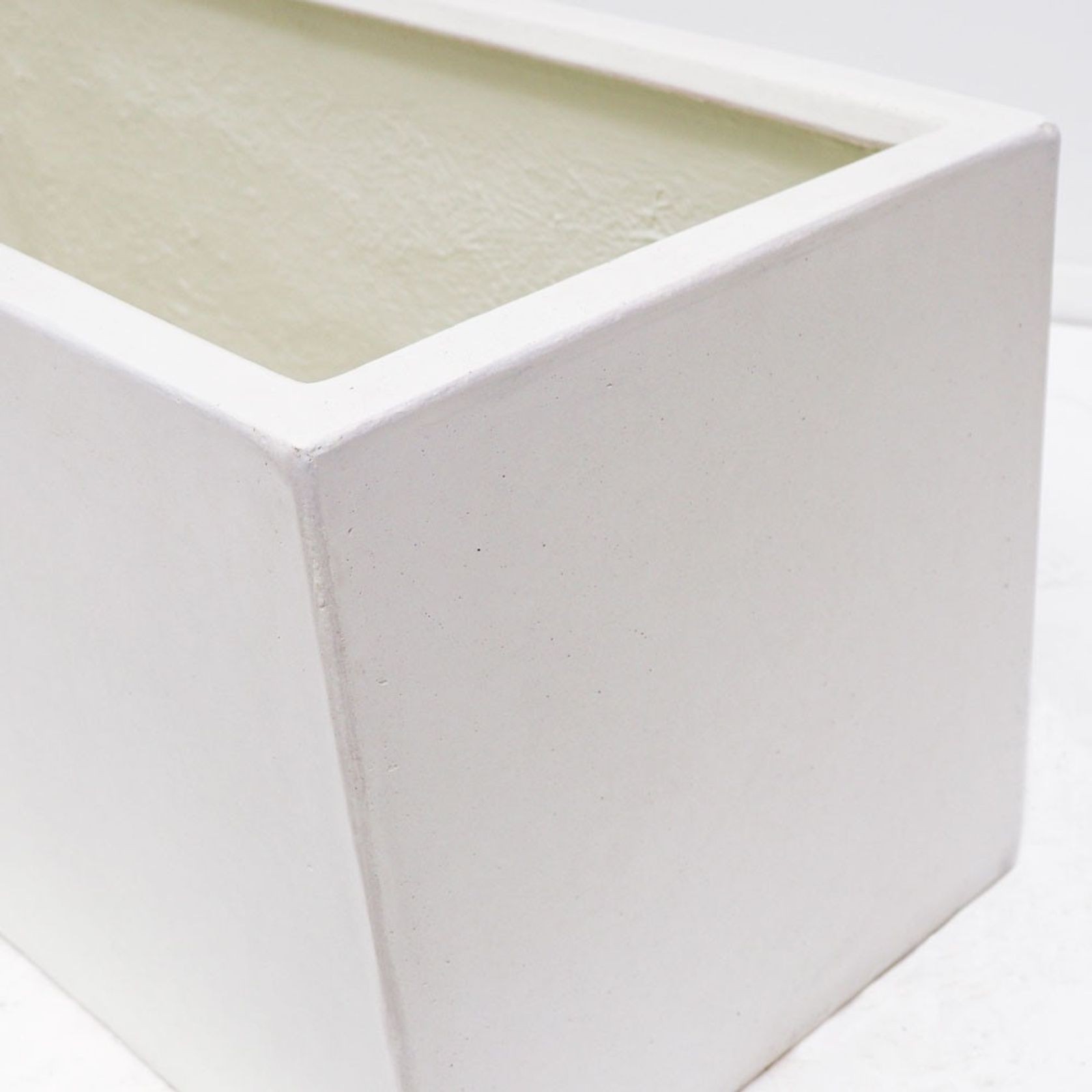 Waihou White Concrete Planter - Small gallery detail image