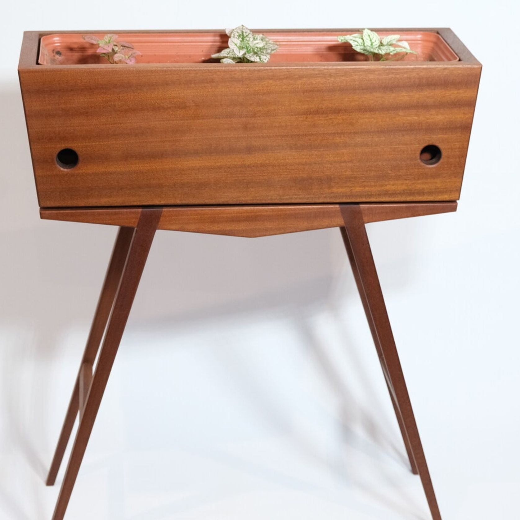 Indoor Standing Planter gallery detail image