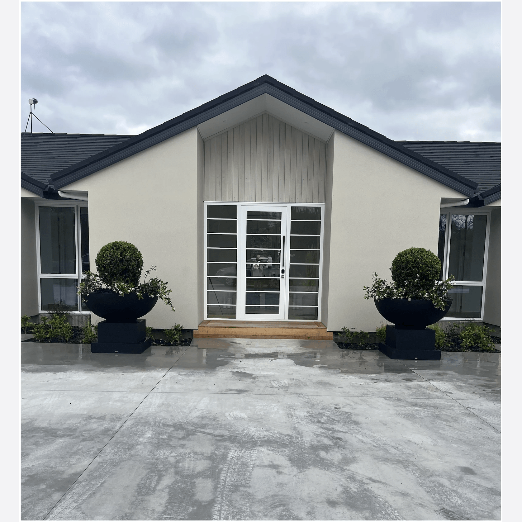 Volcano Bowl and Base gallery detail image
