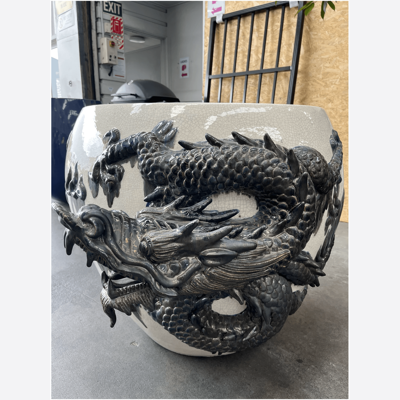 Dragon Planter gallery detail image