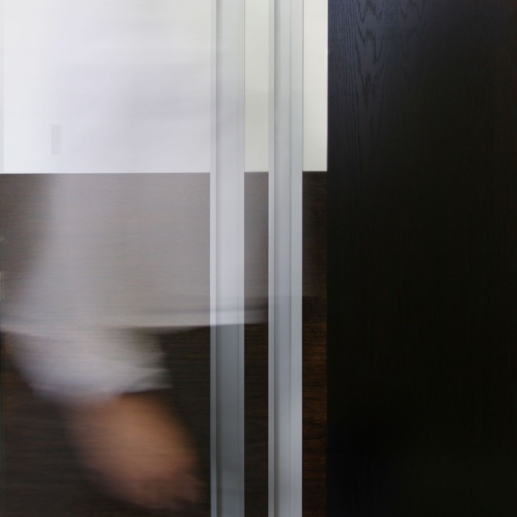 HB1275 Full Length Bi-fold/Pivot Door Extrusion gallery detail image