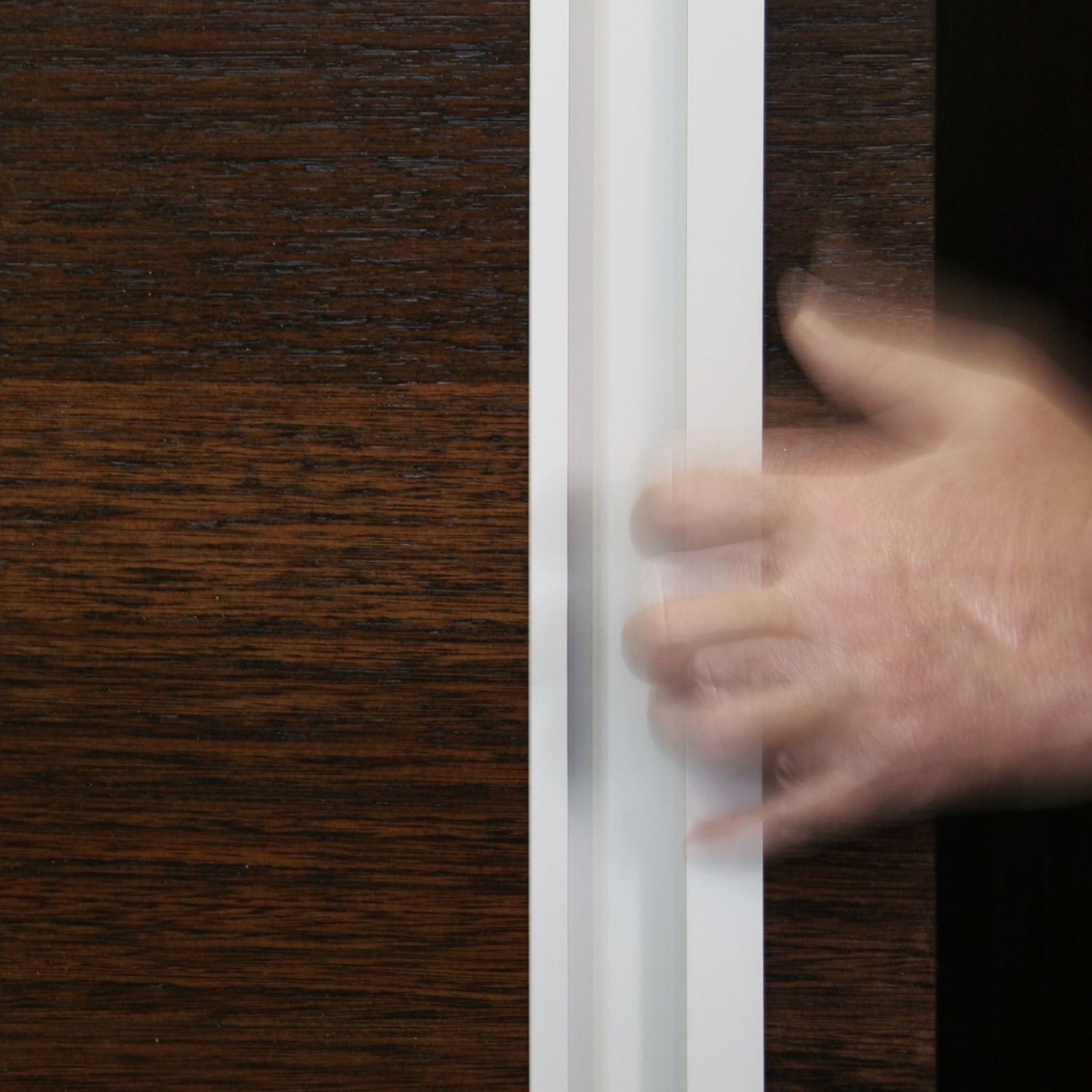 HB1275 Full Length Bi-fold/Pivot Door Extrusion gallery detail image