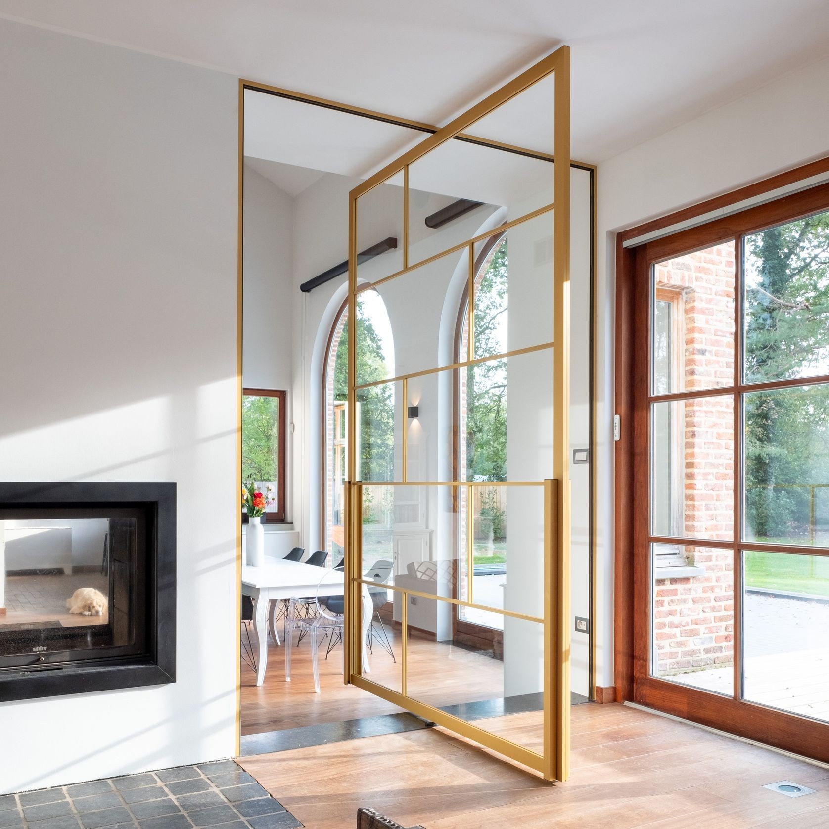 Urbane Pivot and Sliding Doors gallery detail image