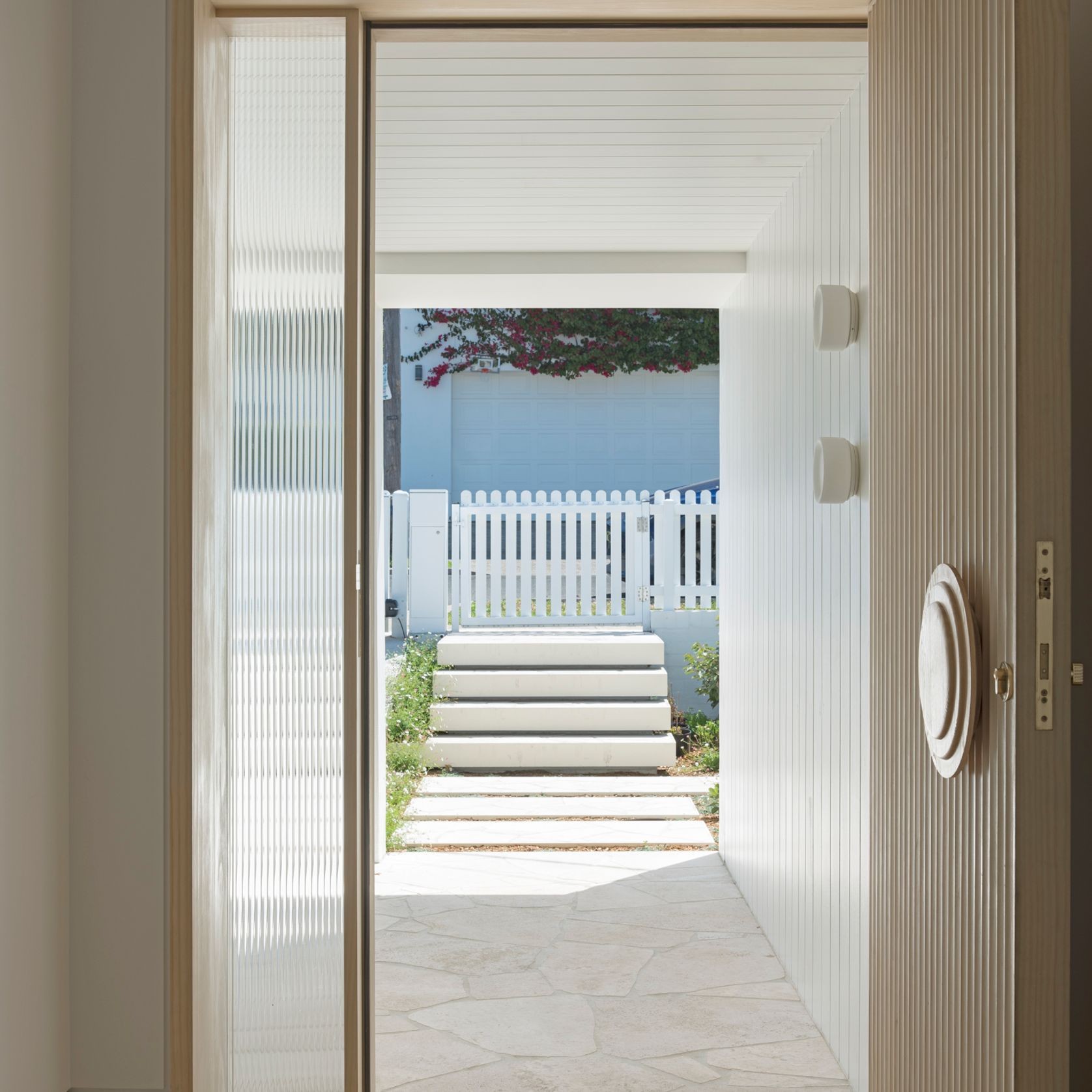 Deko Curved Rings  - Timber Door Handle - TDH013c gallery detail image