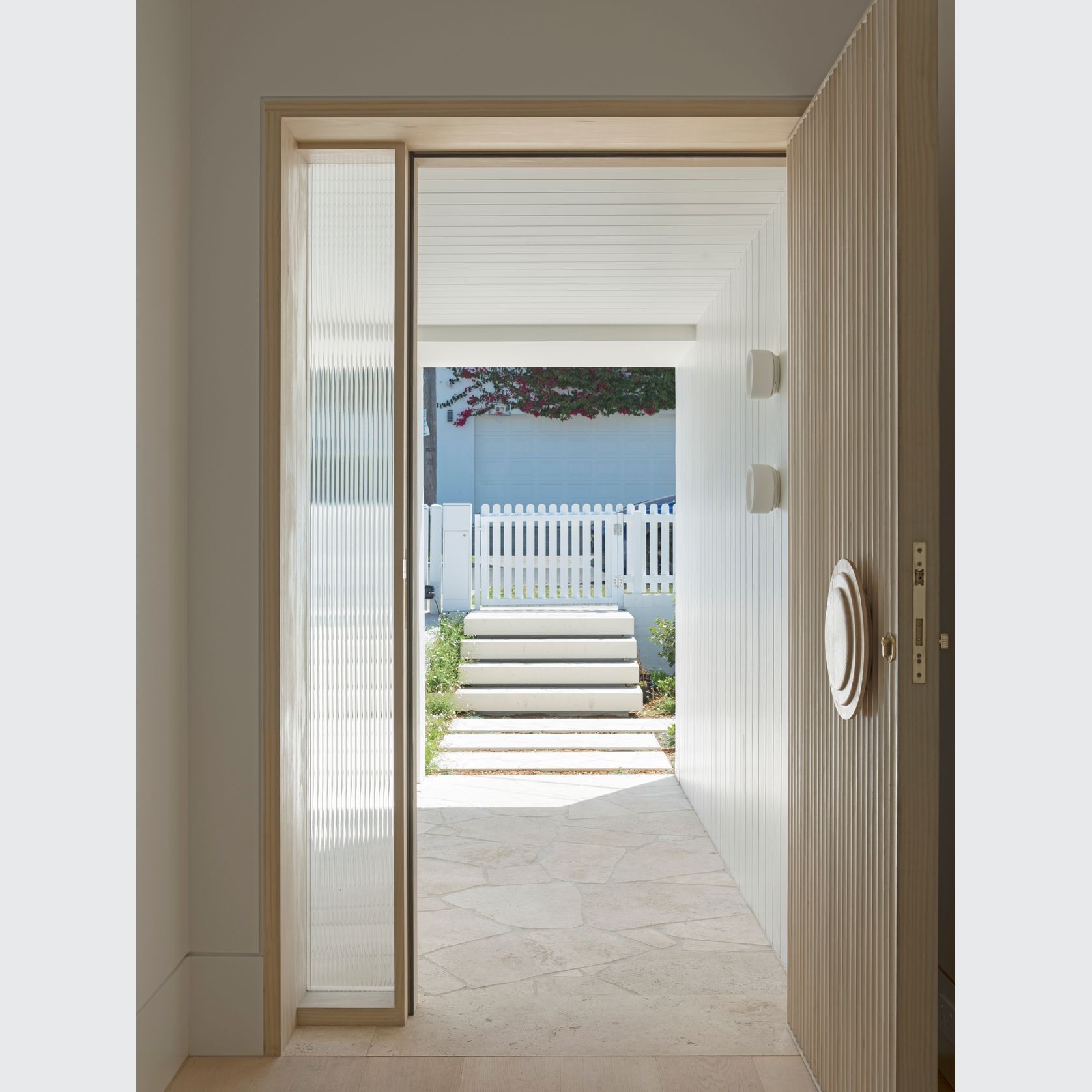 Deko Curved Rings  - Timber Door Handle - TDH013c gallery detail image