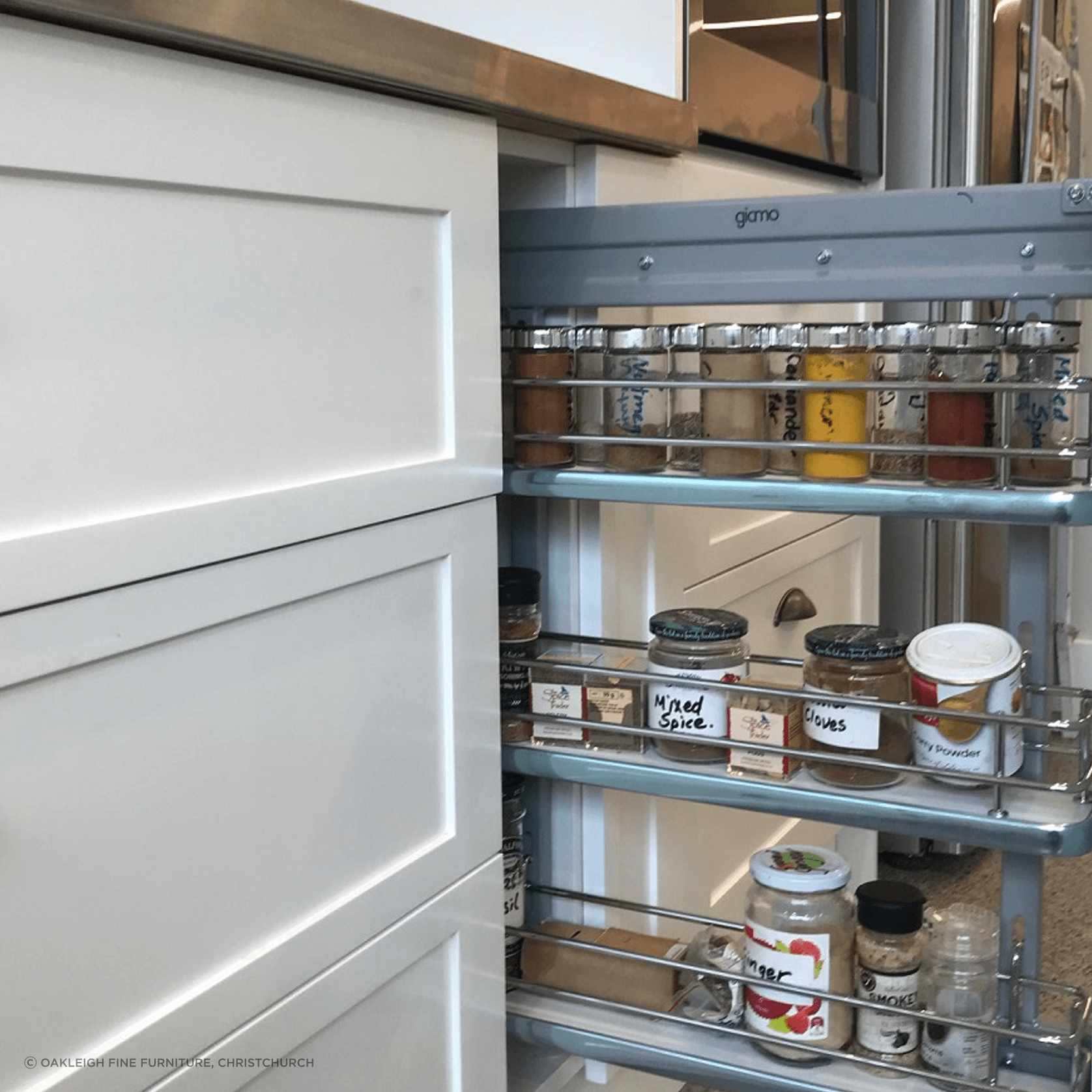 FIT Giamo Under Bench Pull Out gallery detail image