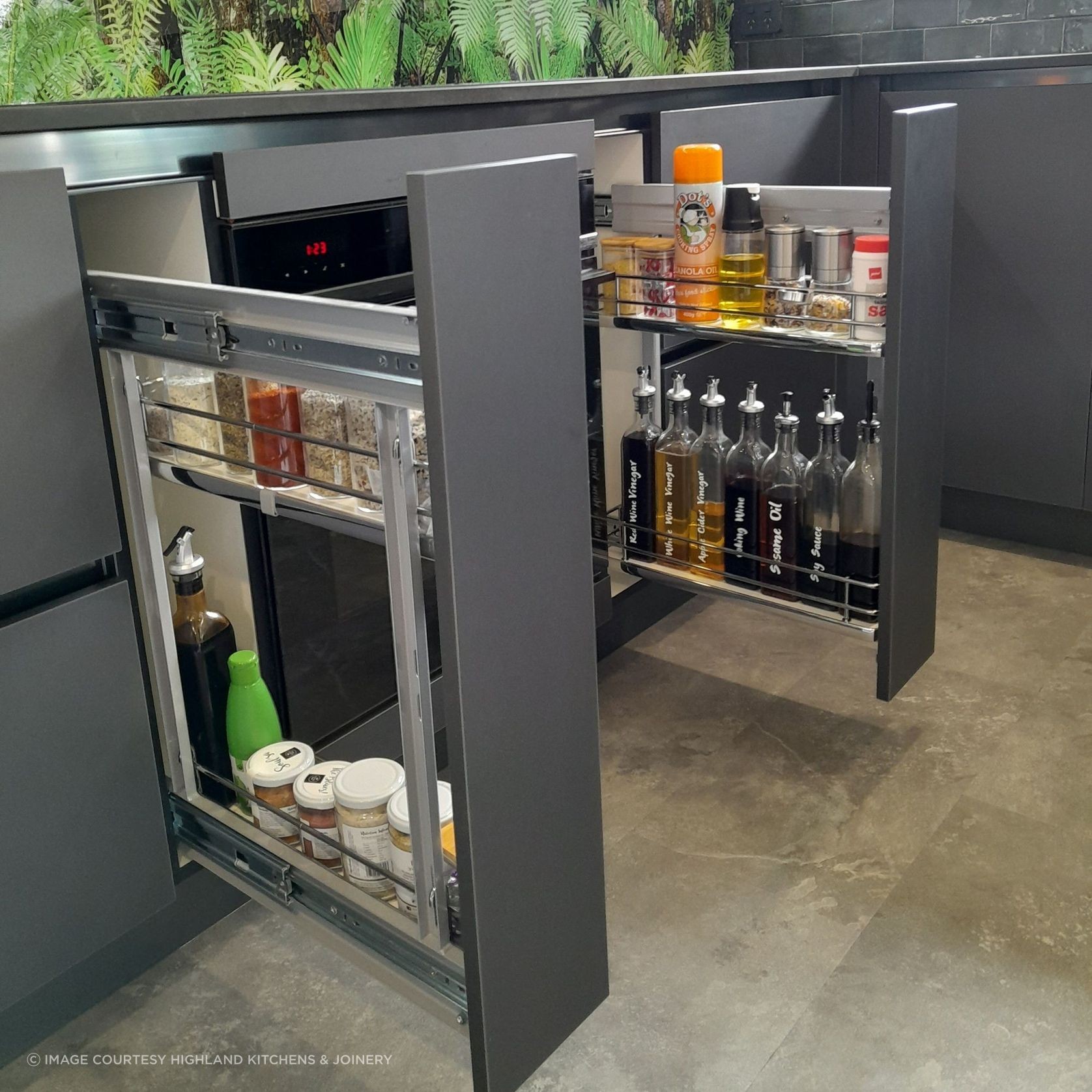 FIT Giamo Under Bench Pull Out gallery detail image