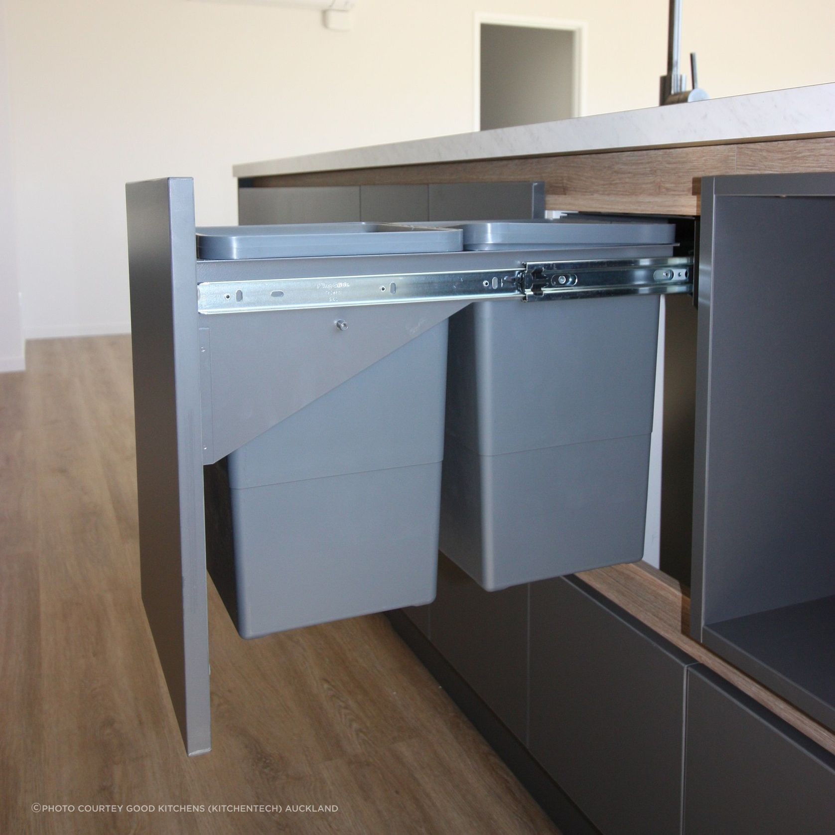 Tanova Simplex Pull Out Kitchen Bin gallery detail image