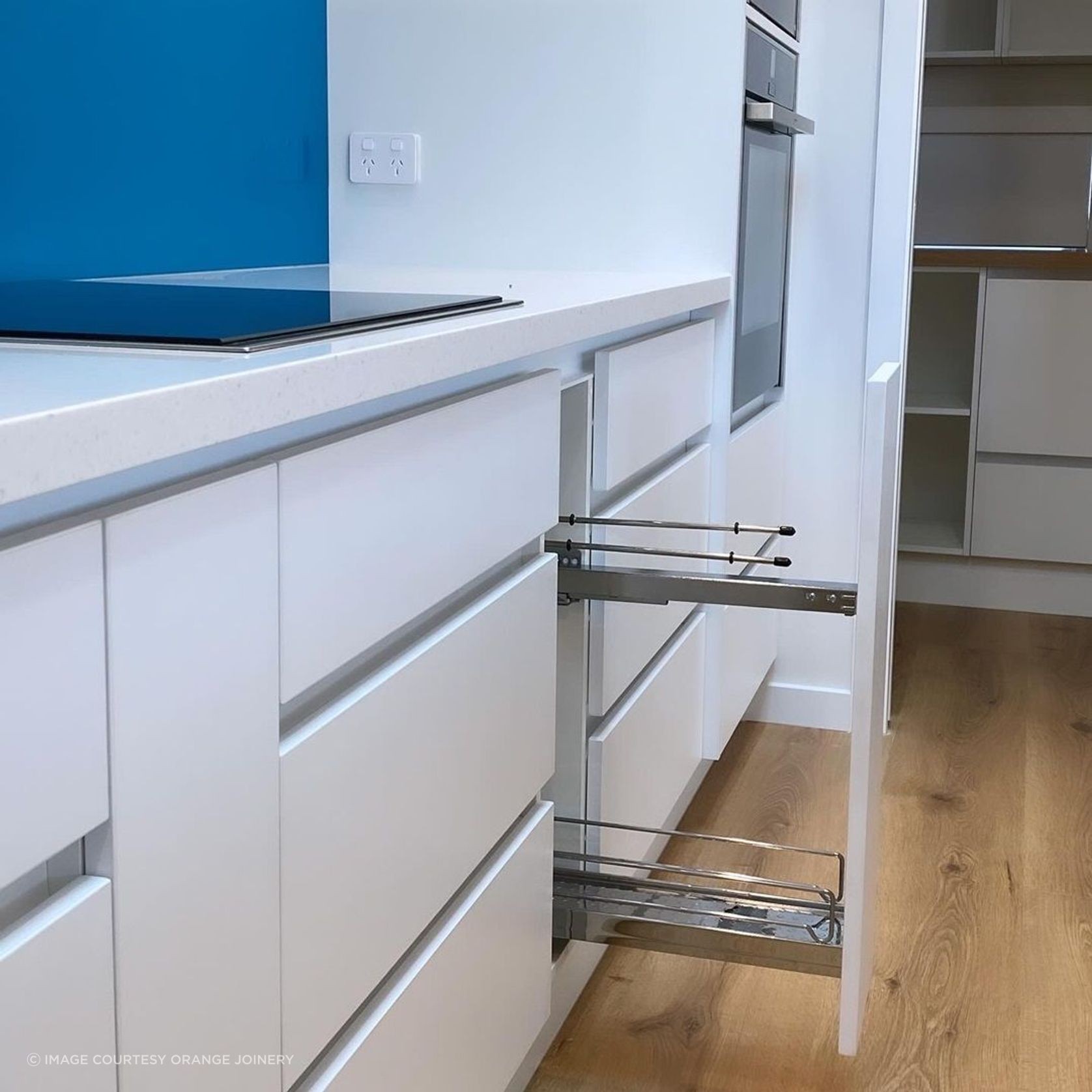 VS SUB Slim Under Bench Pull Out gallery detail image