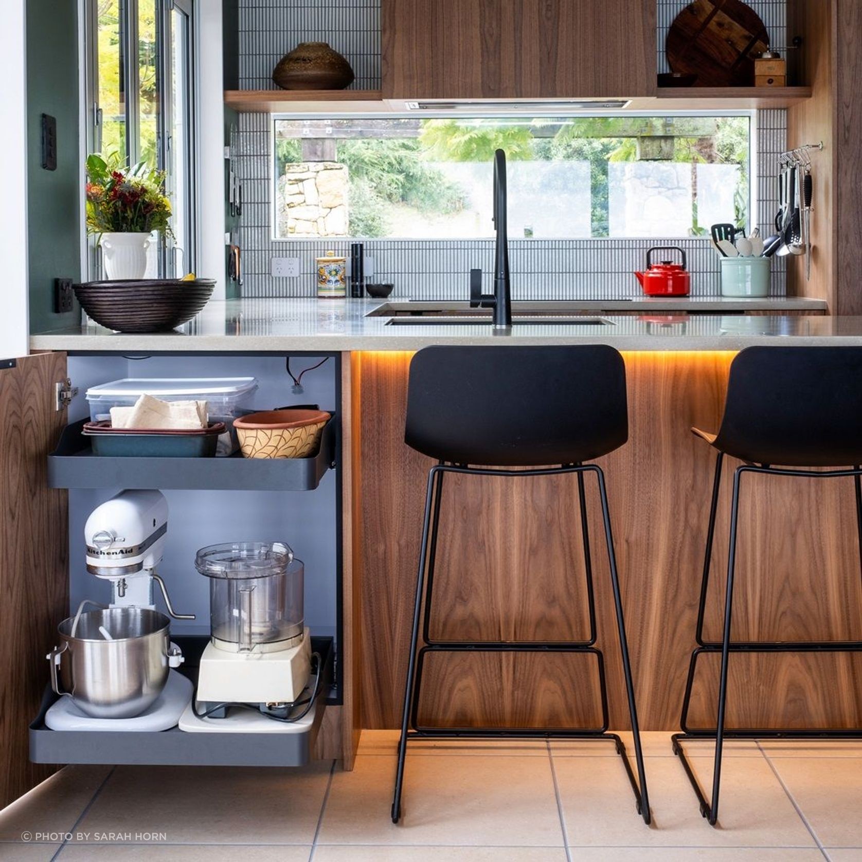 VS SUB Basket gallery detail image