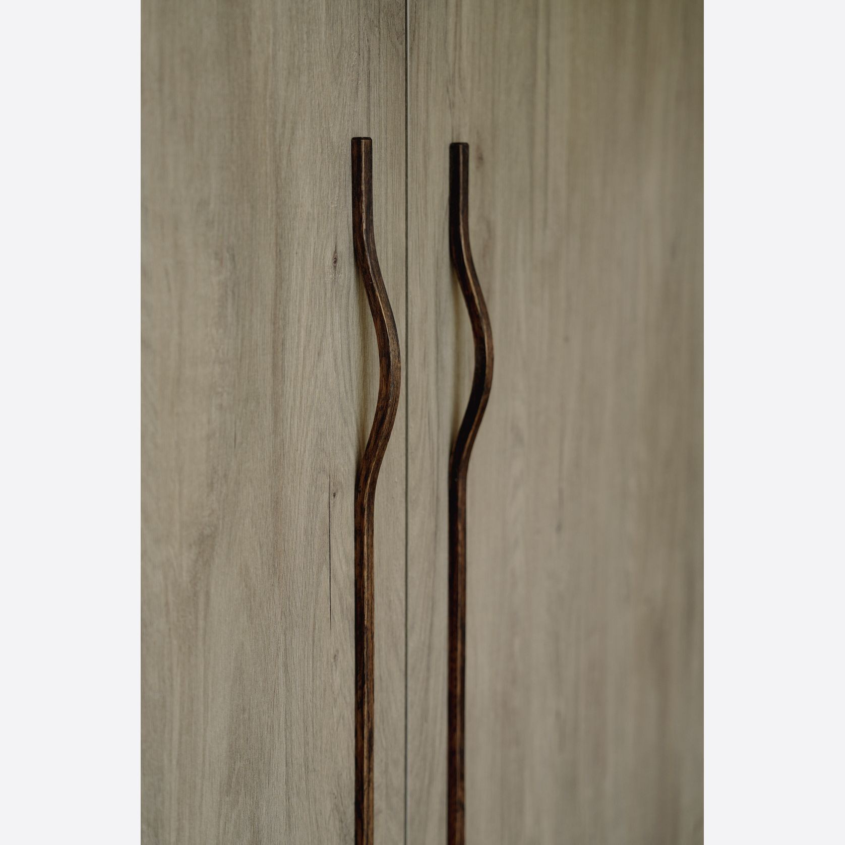 Chicama Thin Wave Timber Handles gallery detail image