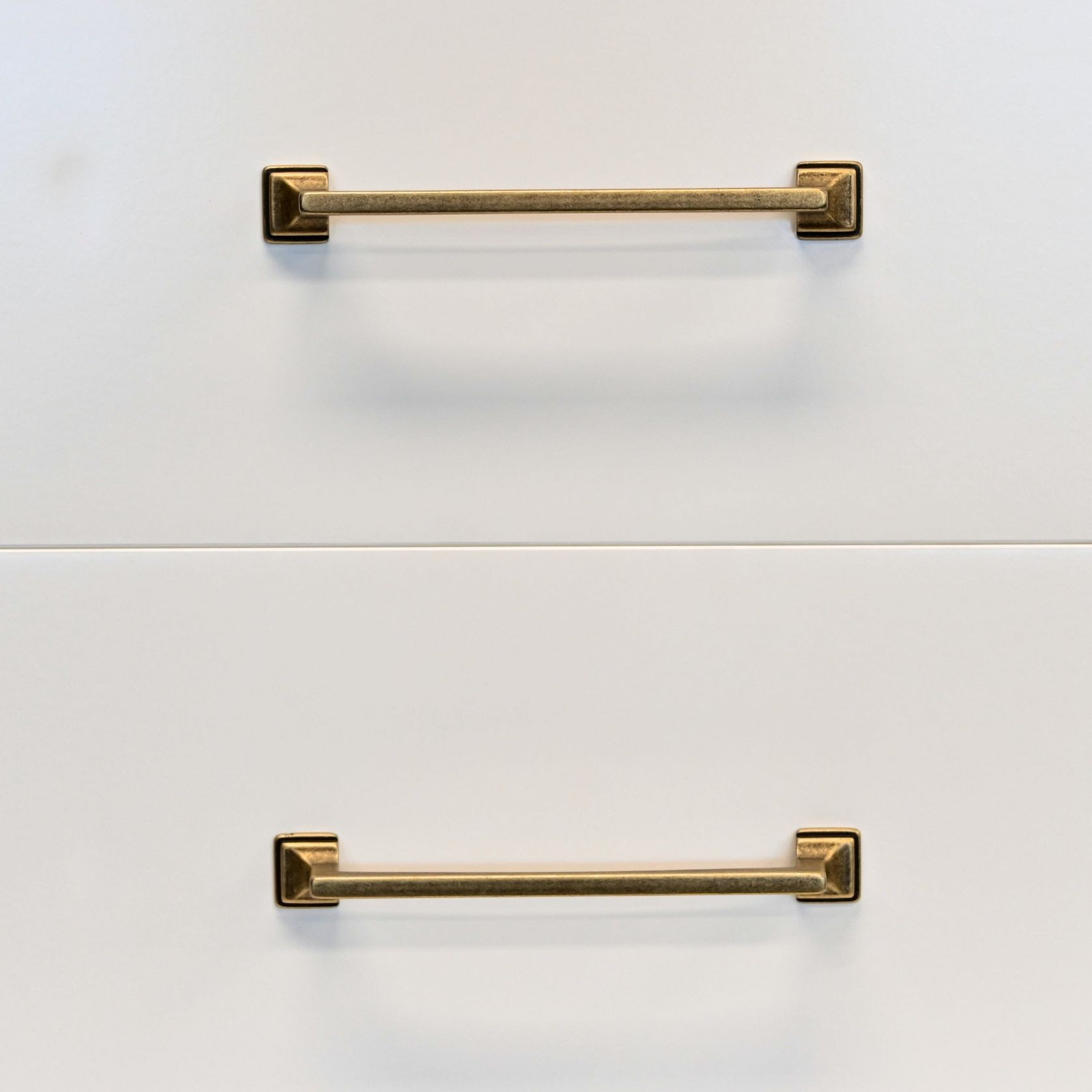 Affari D Handle & T Knob gallery detail image