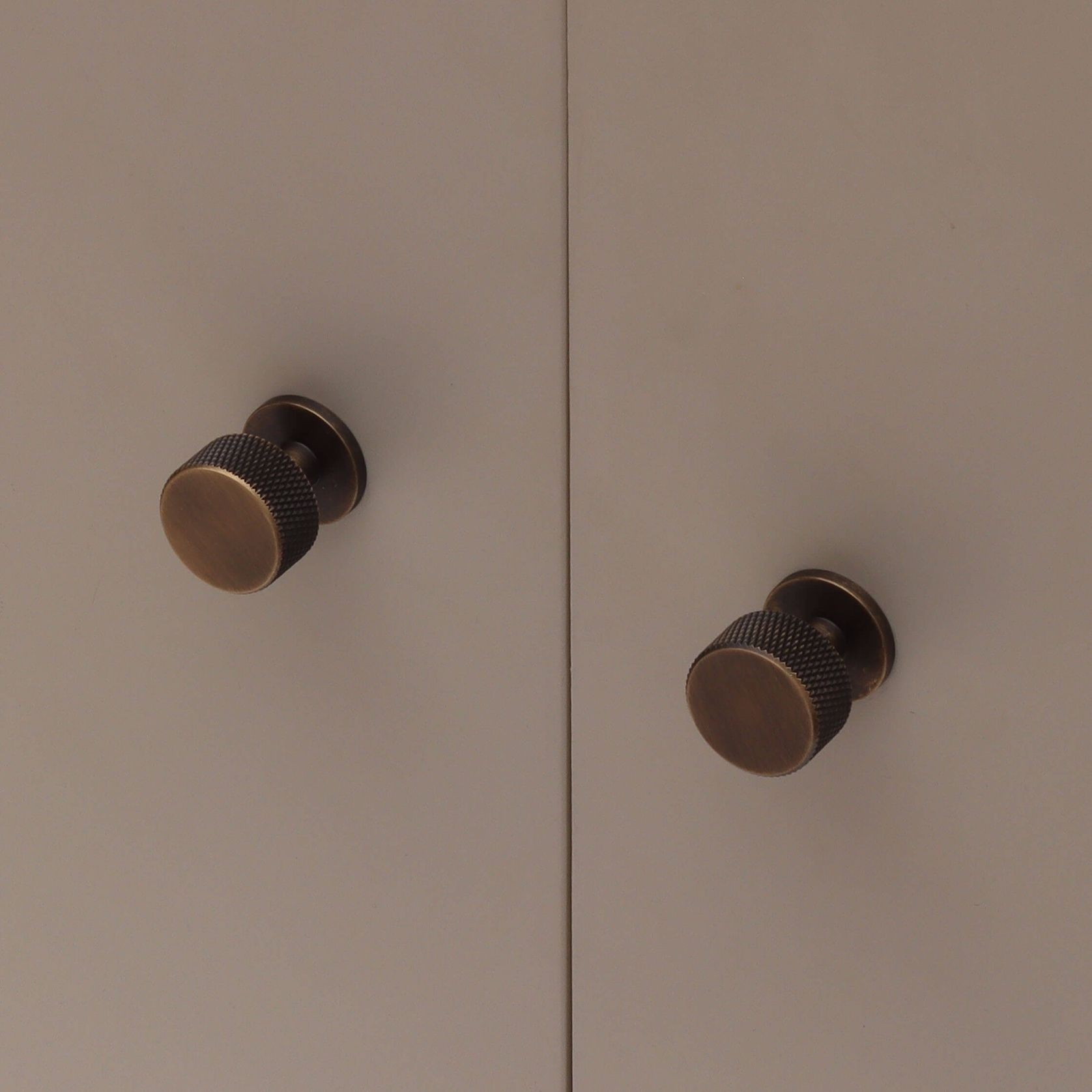Solid Brass Knurled Kitchen Drawer Knobs gallery detail image