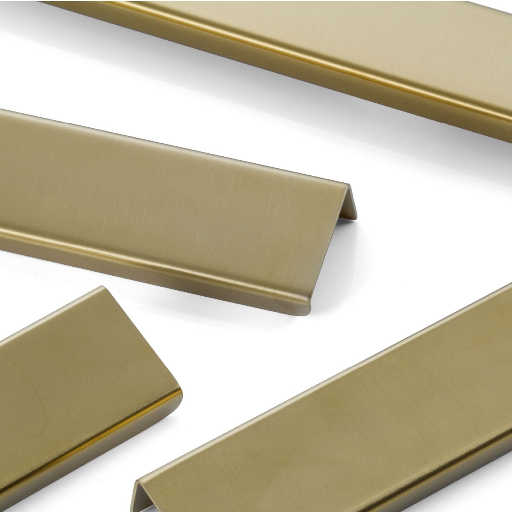 Ferrara Lip Pull | Handles gallery detail image