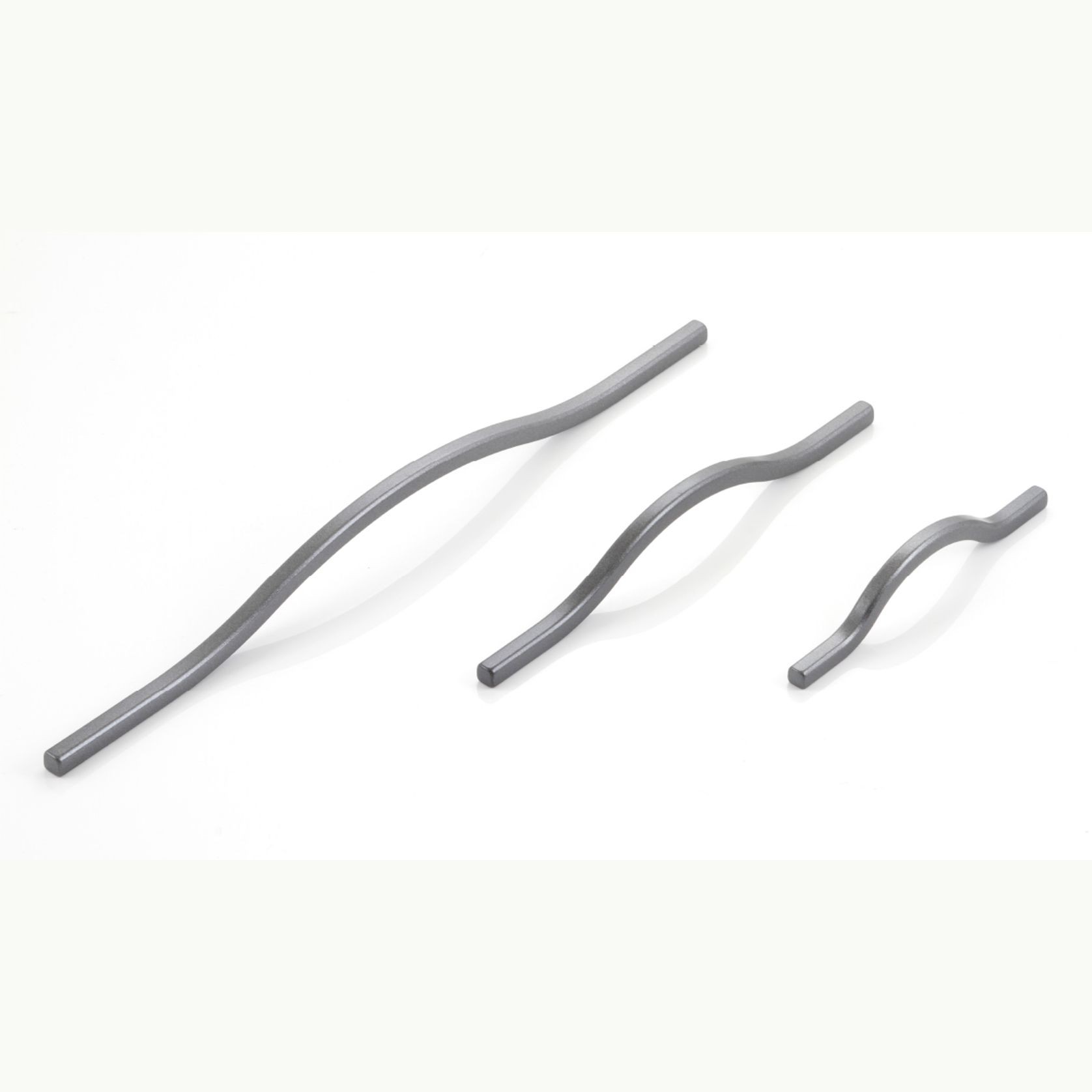 Flow Bow Handle | Handles gallery detail image