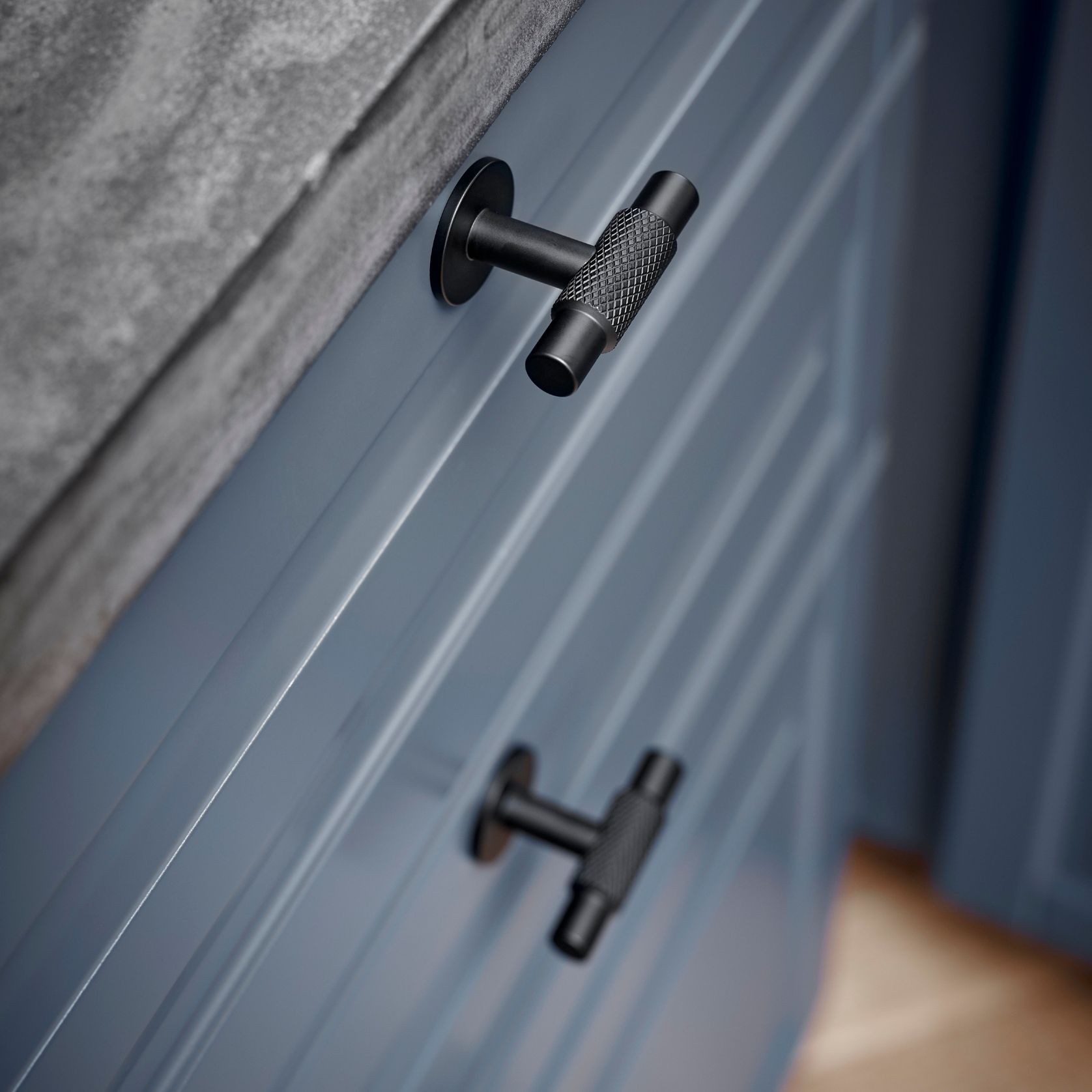 Furnipart Manor T Knob gallery detail image