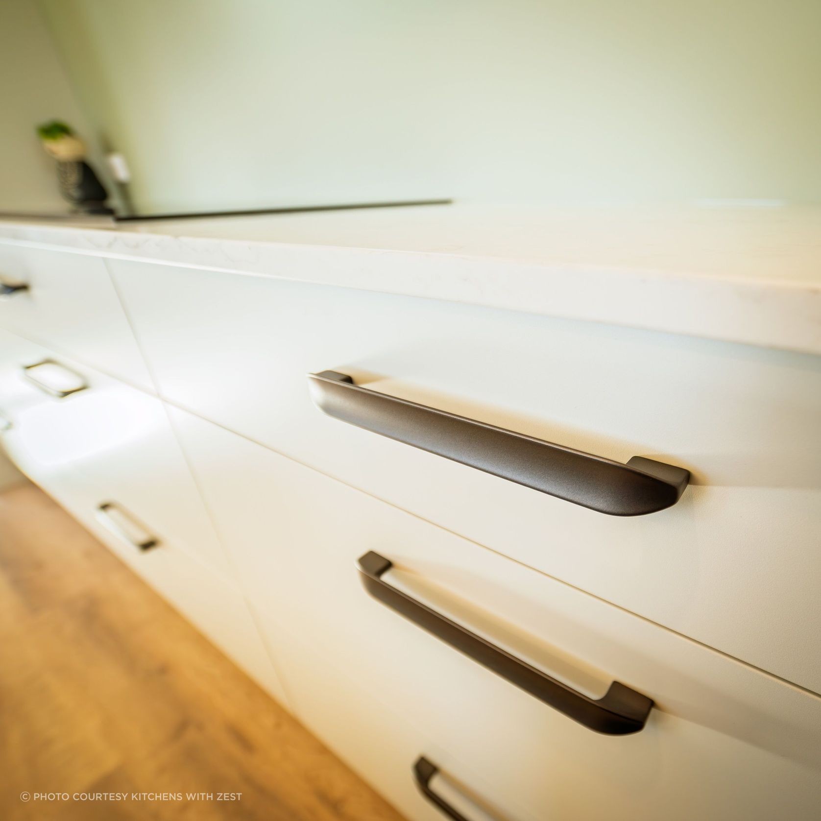 Striatus D Handle gallery detail image