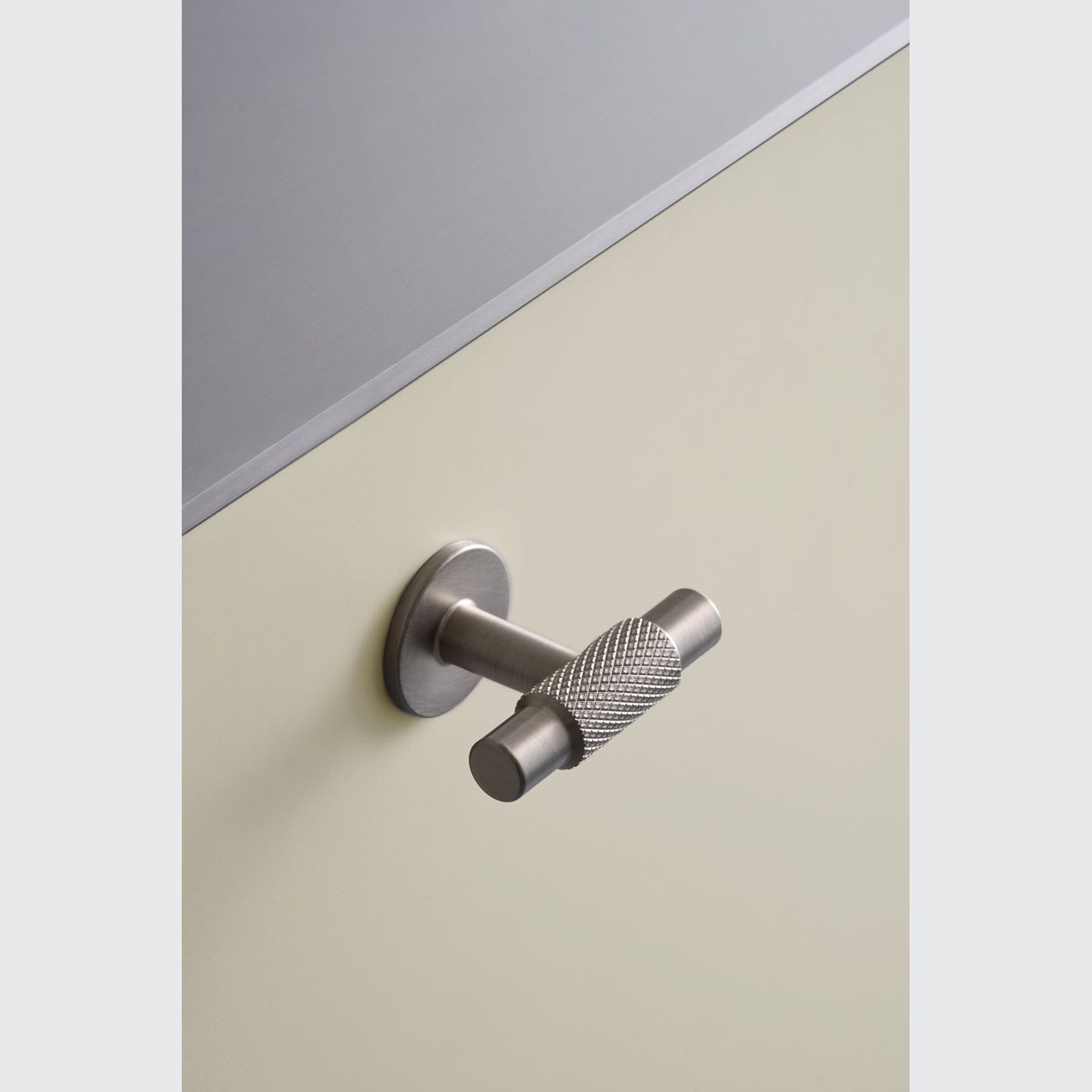 Furnipart Manor T Knob gallery detail image