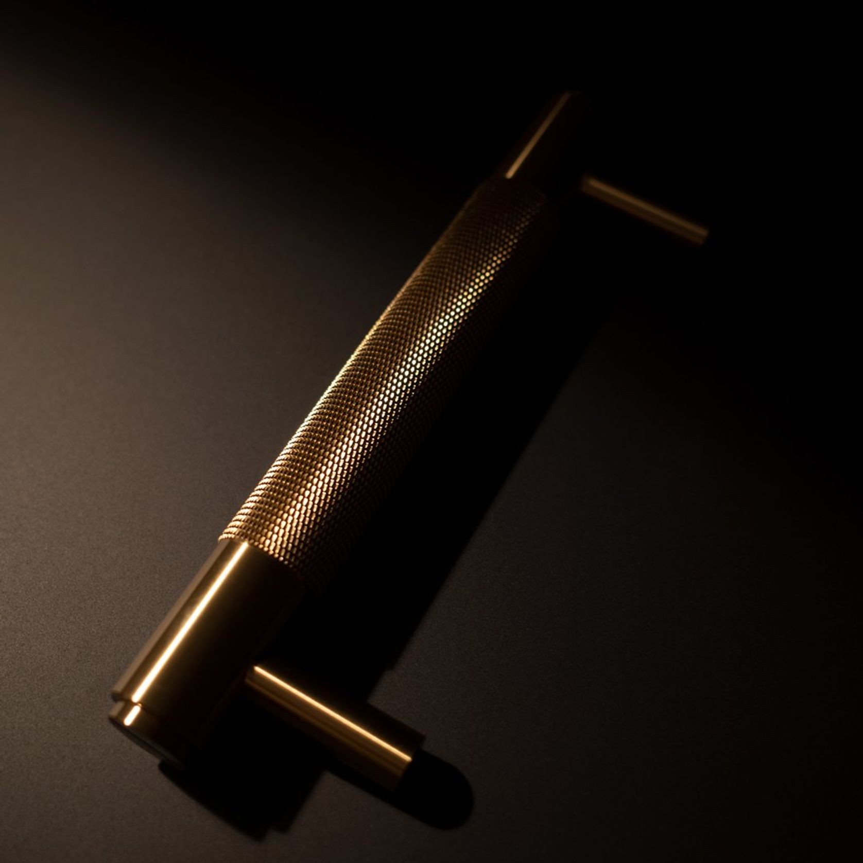 Cross Pull Bar gallery detail image