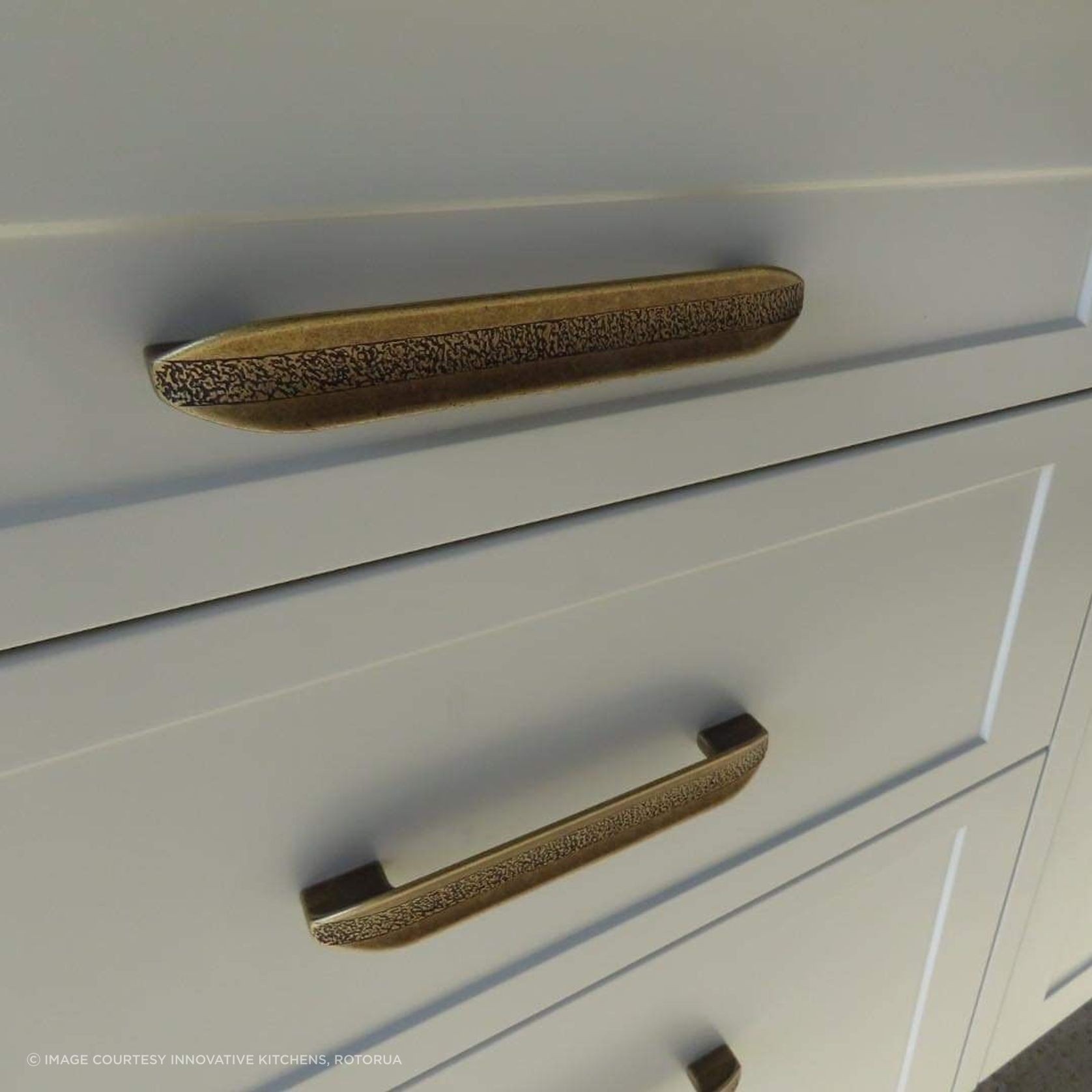 Vecchio D Handle gallery detail image
