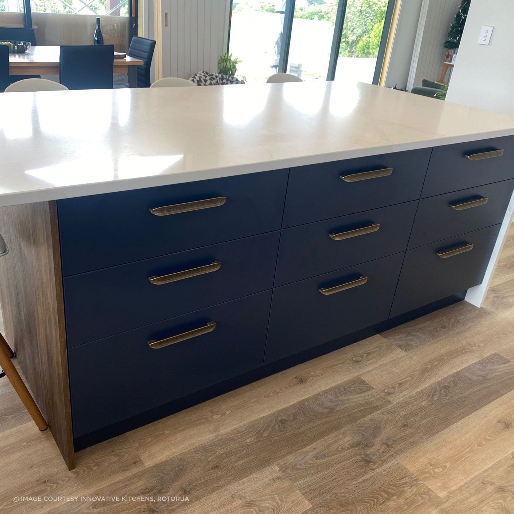 Vecchio D Handle gallery detail image