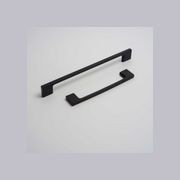 Kitchen handles ballarat Matt black /Brushed brass/Brushed nickel/Matt white gallery detail image