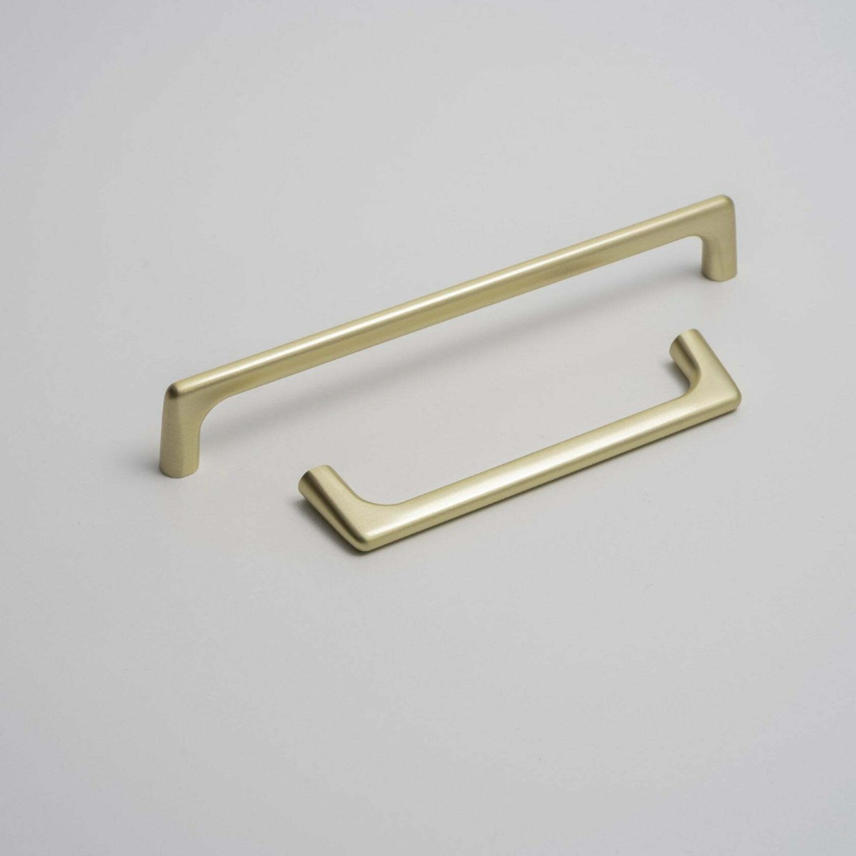 Kitchen handles Surfers Paradise Matt black /Brushed brass/Brushed nickel gallery detail image