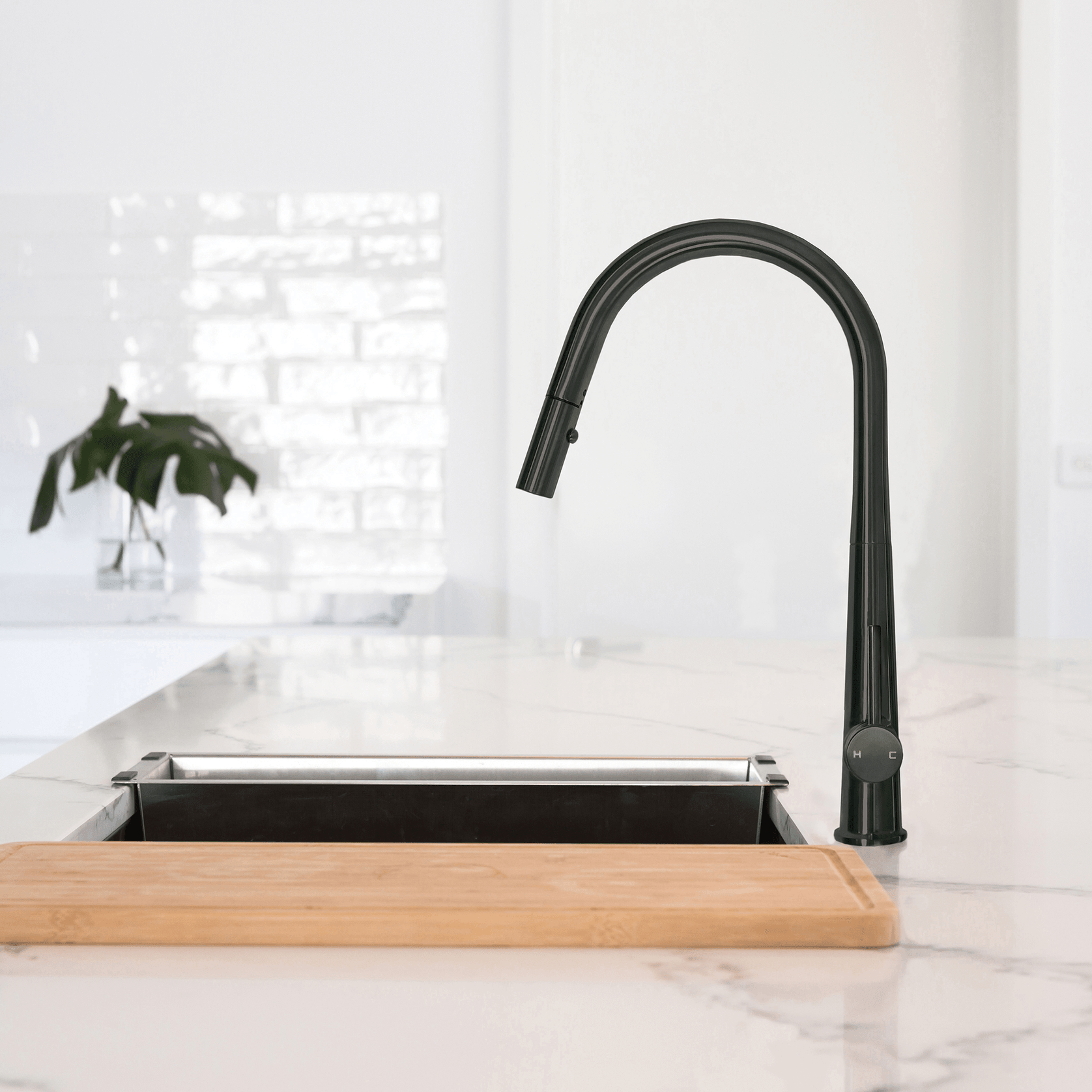 Apollo Pull Out Sink Mixer gallery detail image