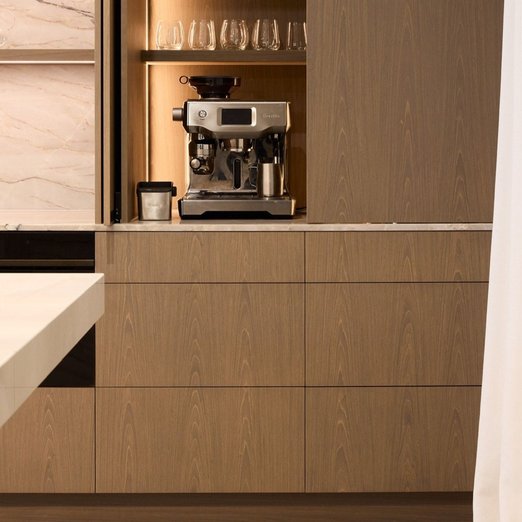 Bestwood Evoake™ Veneer Interior Panels gallery detail image