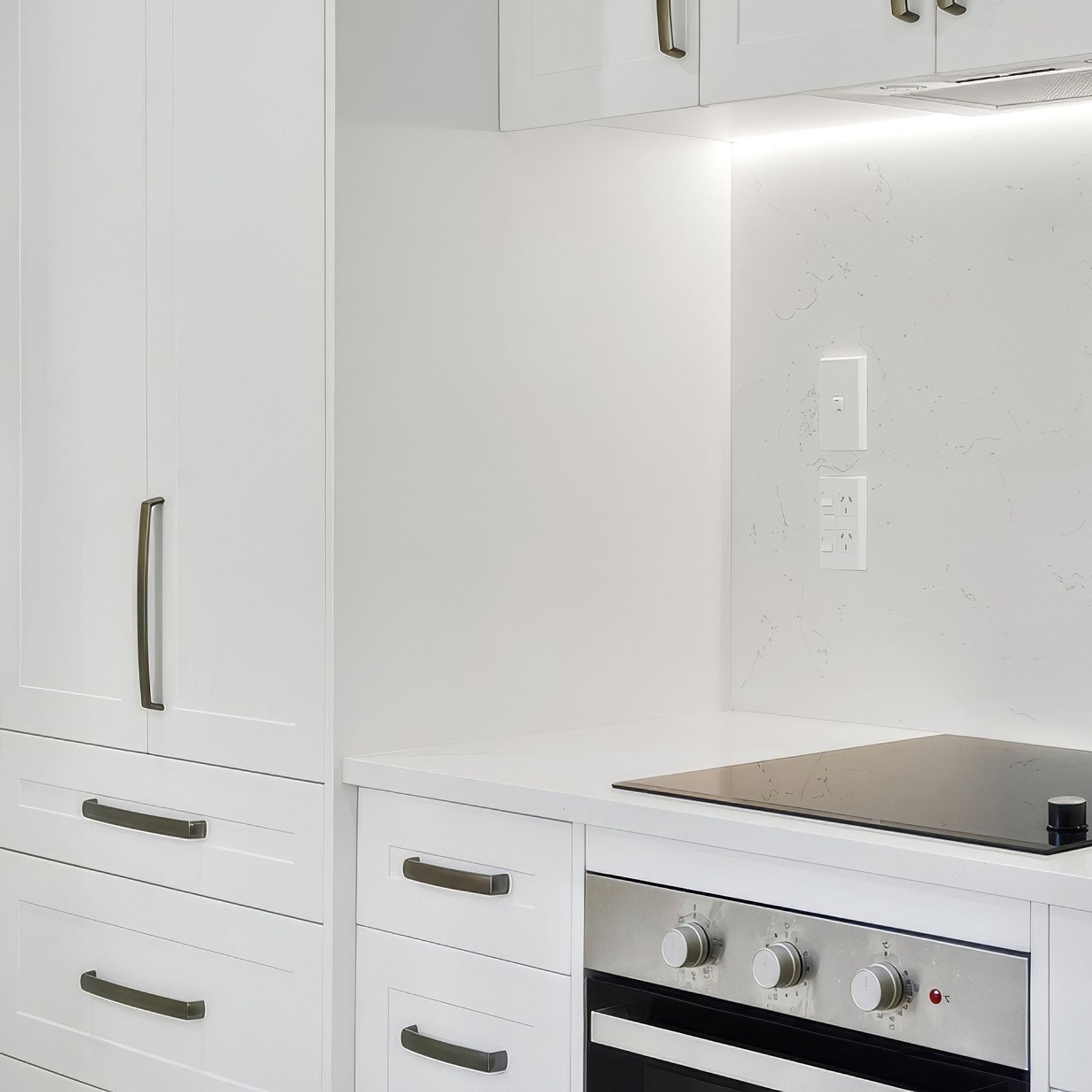 Platinum White l Durostyle Doors gallery detail image